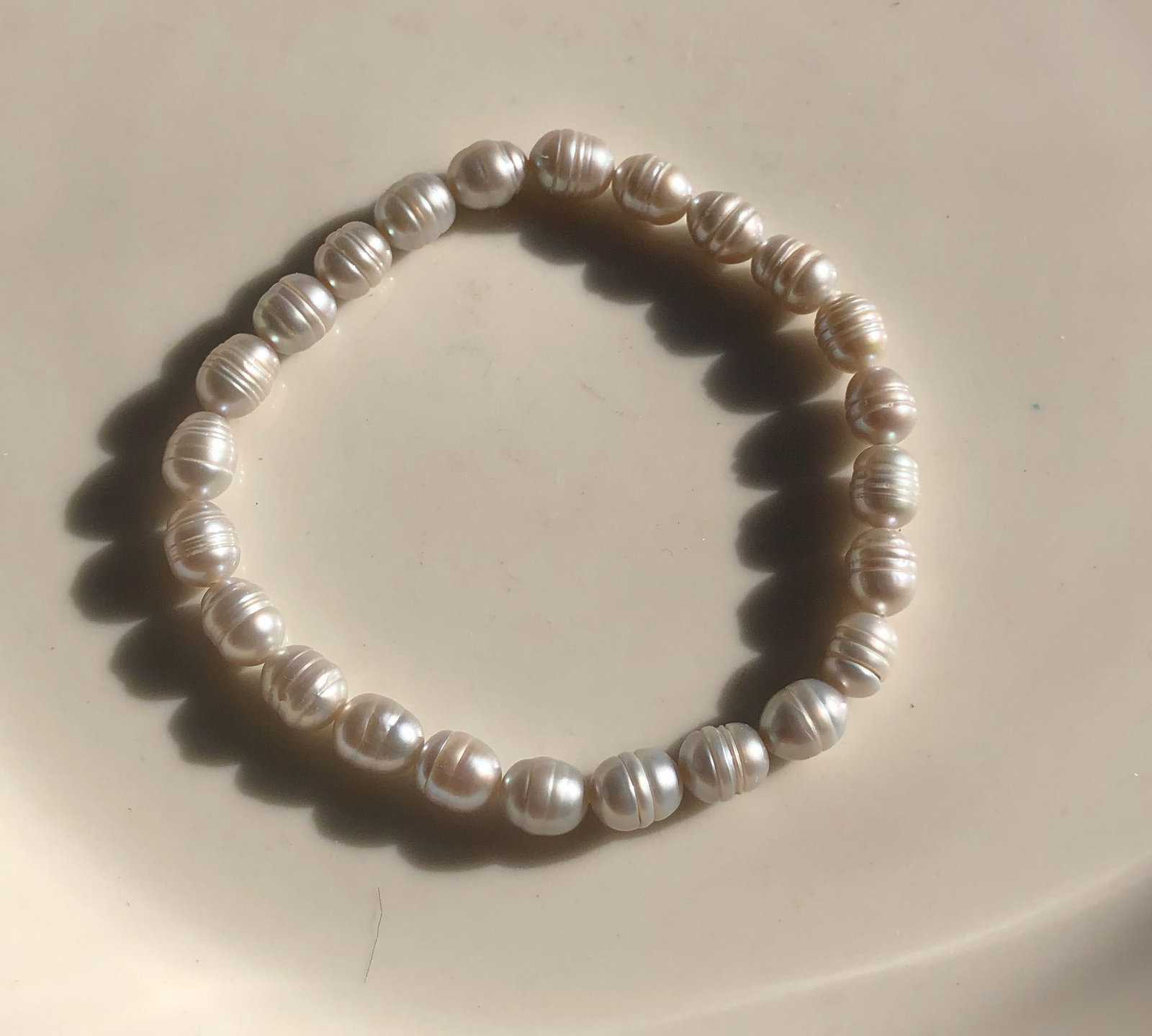 Vintage Pearl Bracelet (1 of 1)