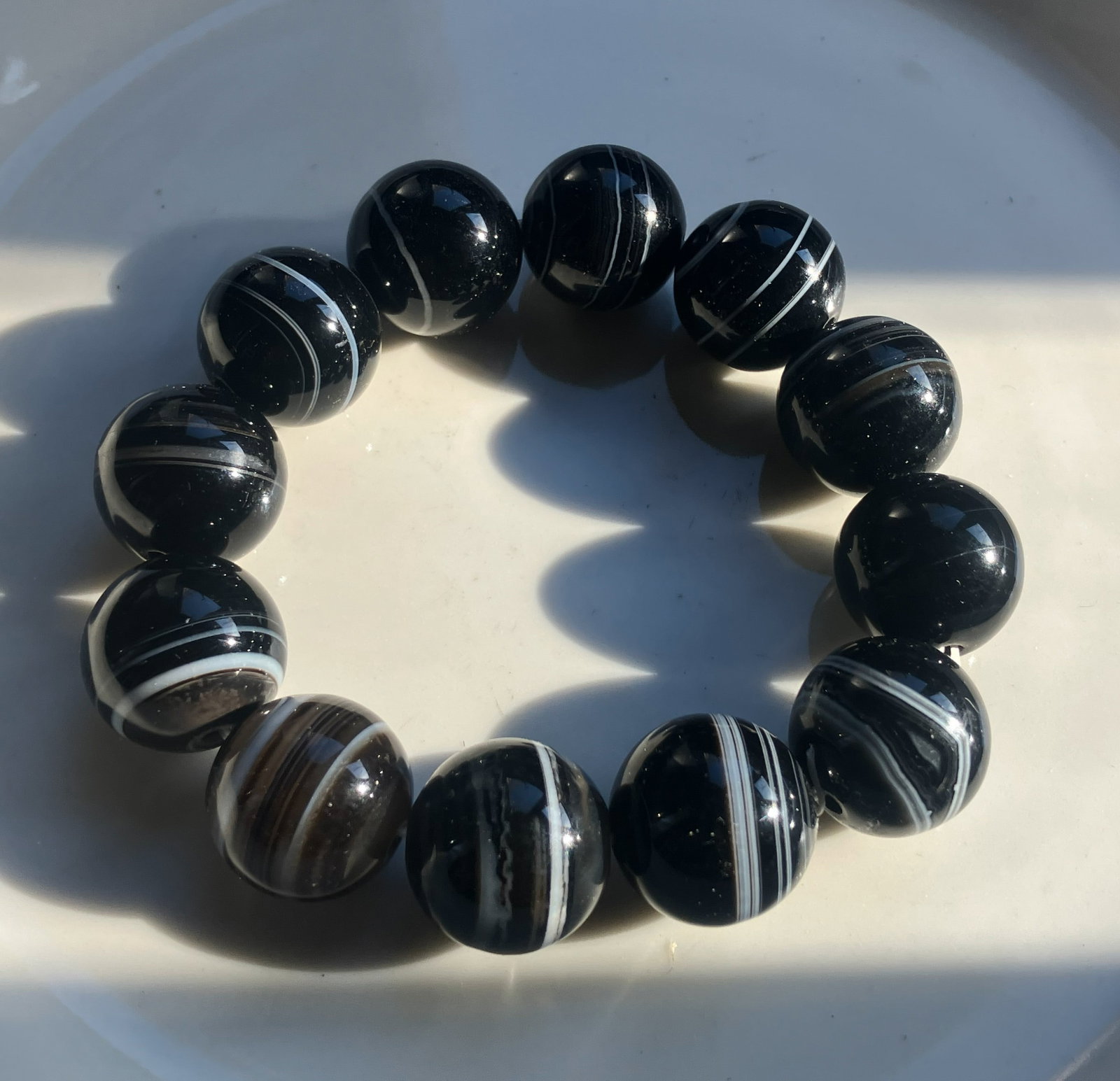 Agate Beads Bracelet: Agate Beads Bracelet, Size of each bead: 20mm