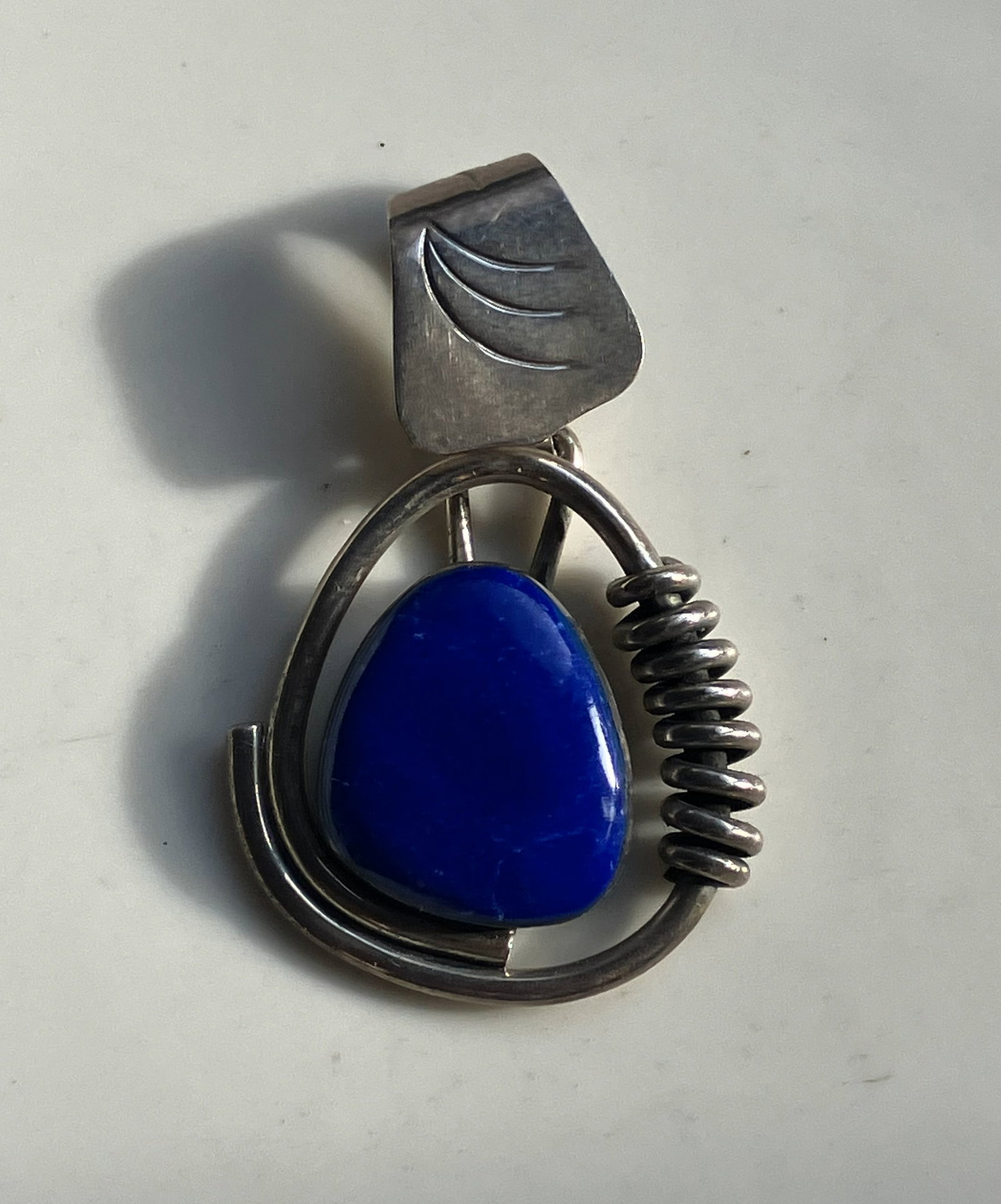 Vintage Silver Pendant: Vintage Silver Pendant