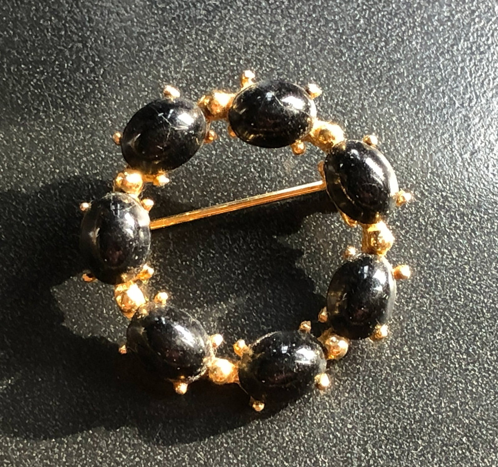 Vintage Brooch Pin: Vintage Brooch Pin