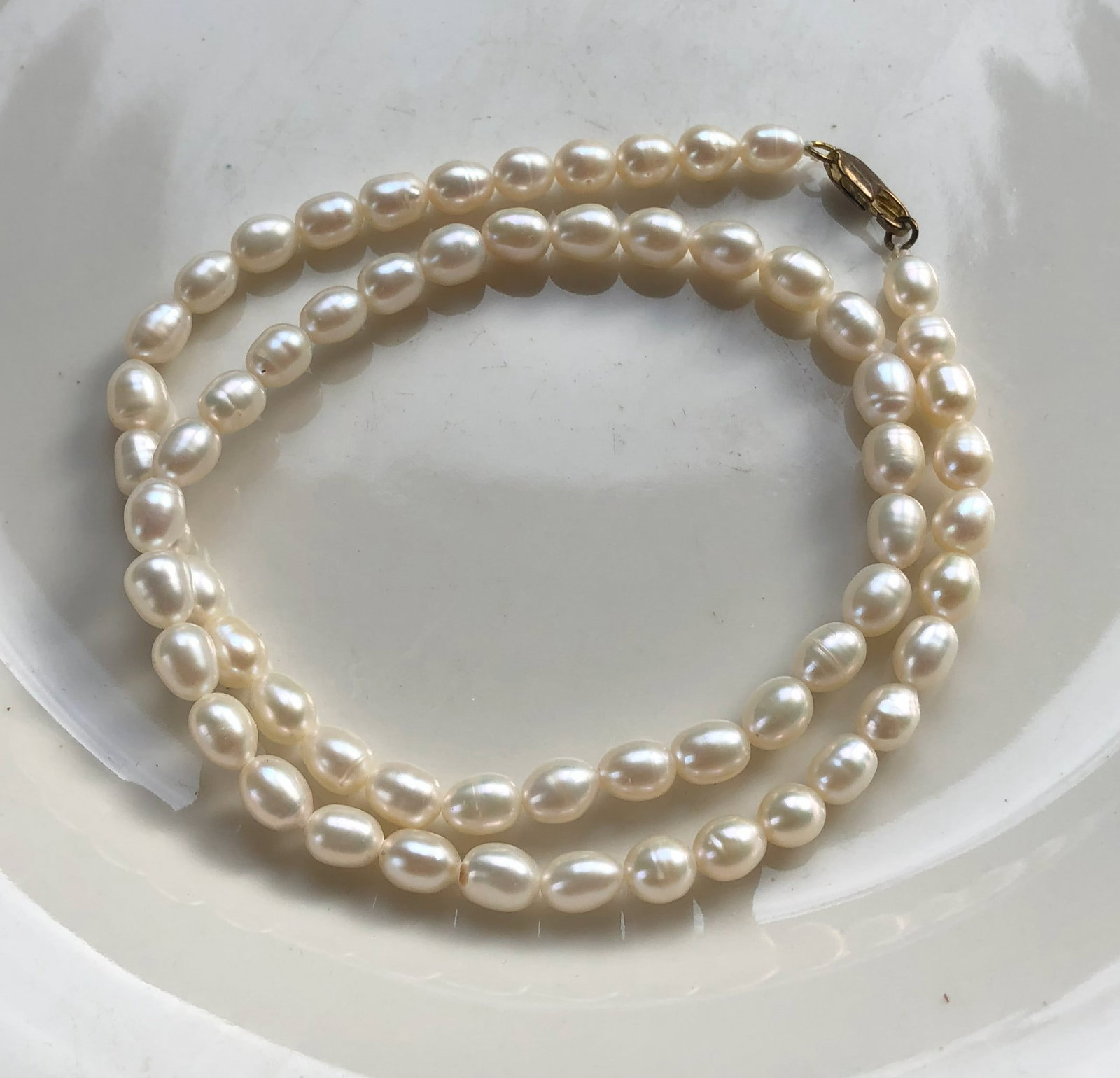 Vintage Pearl Necklace: Vintage Pearl Necklace