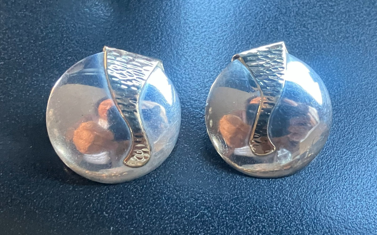 Pair of Silver Earrings: Pair of Silver Earrings