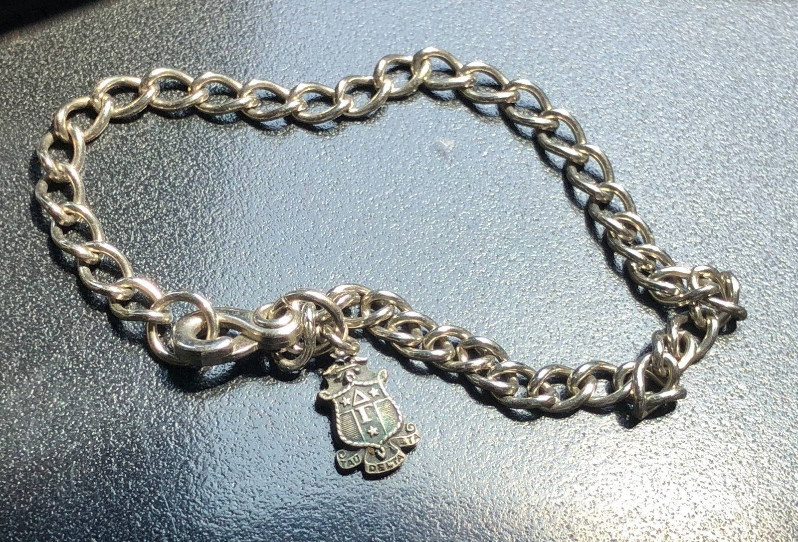 Vintage Silver Bracelet: Vintage Silver Bracelet