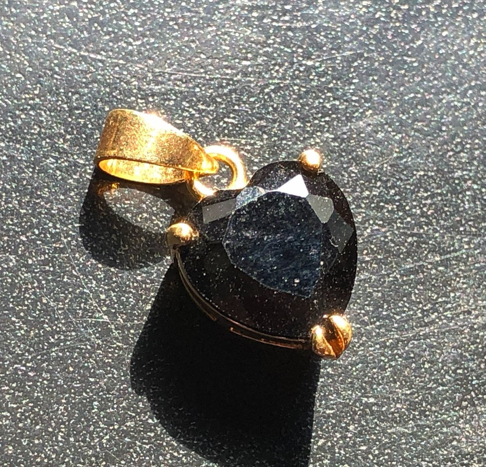 Vintage gold Filled Pendant: Vintage gold Filled Pendant
