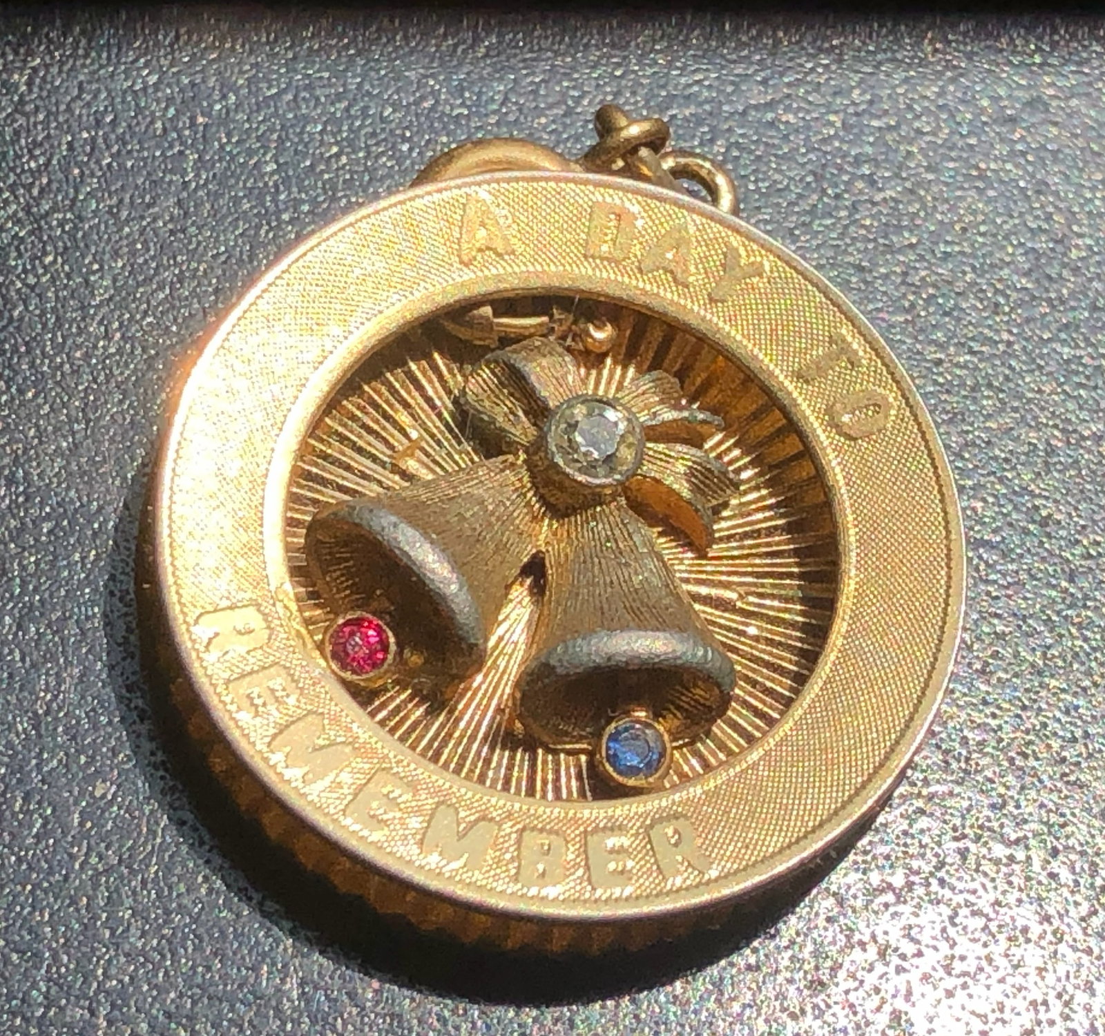 Vintage Gold Filled Pendant (1 of 3)