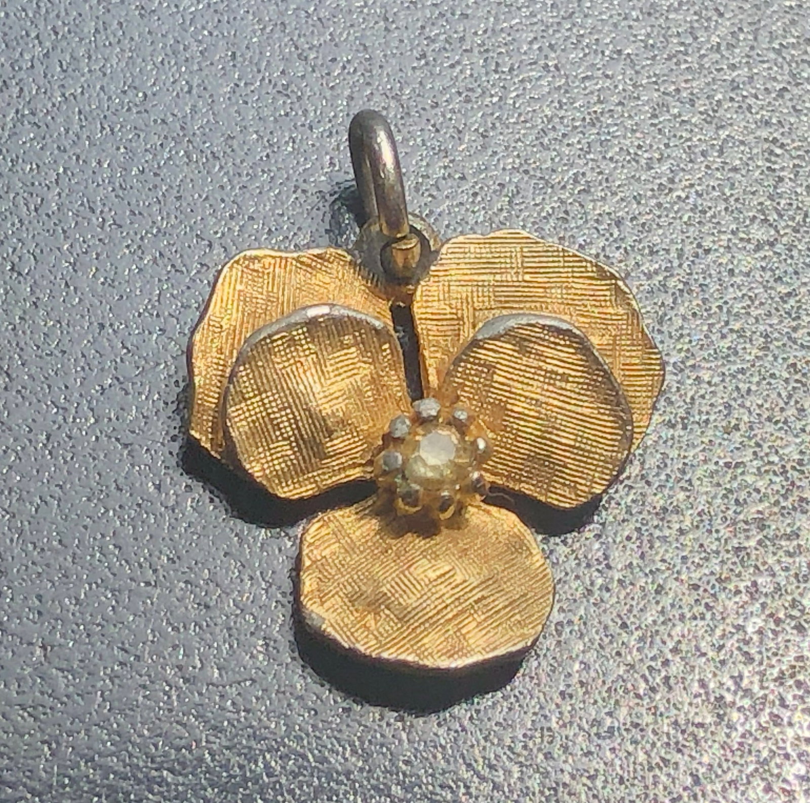 Vintage Gold Filled Pendant: Vintage Gold Filled Pendant
