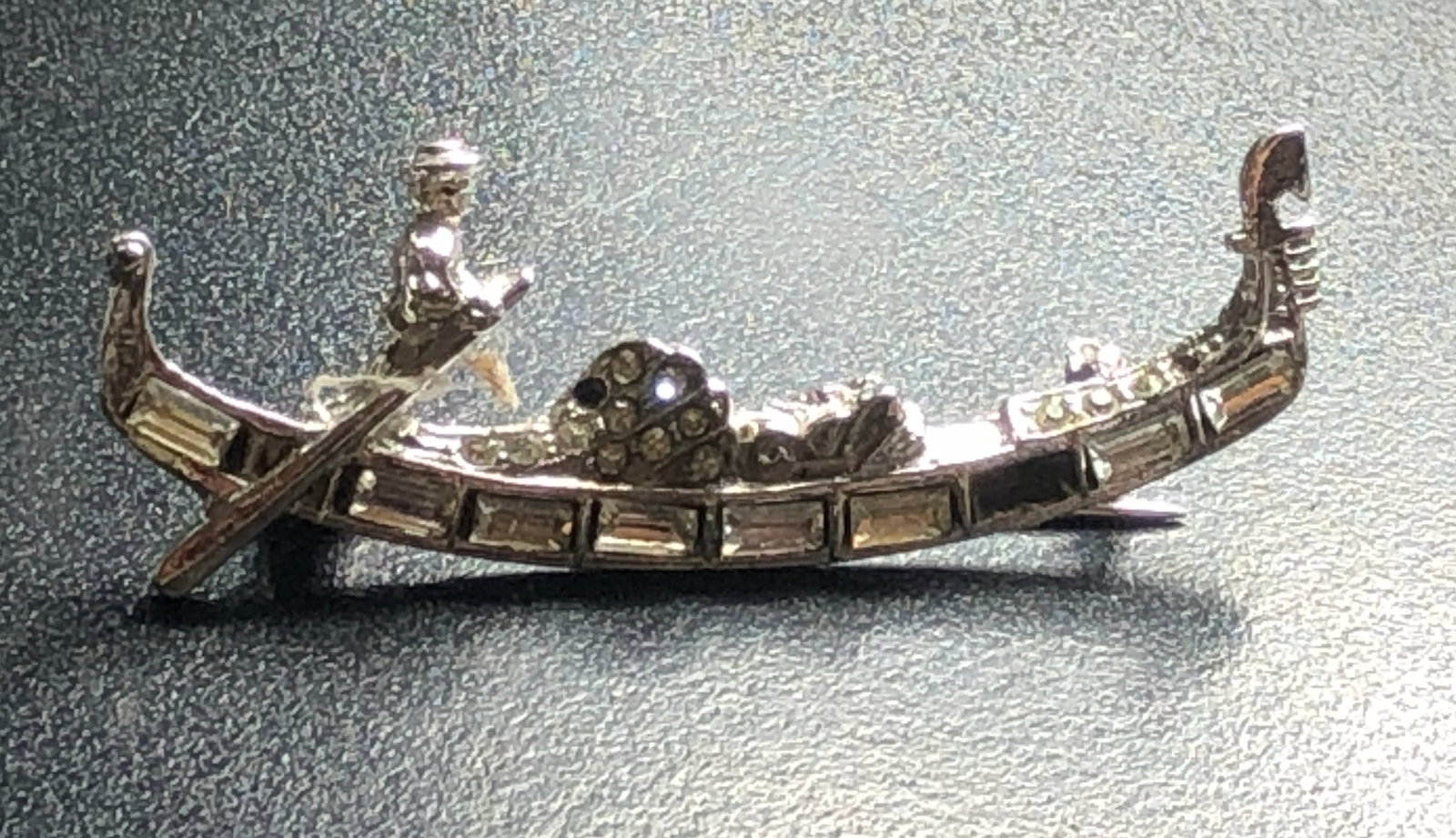 Vintage silver Brooch Pin (1 of 2)