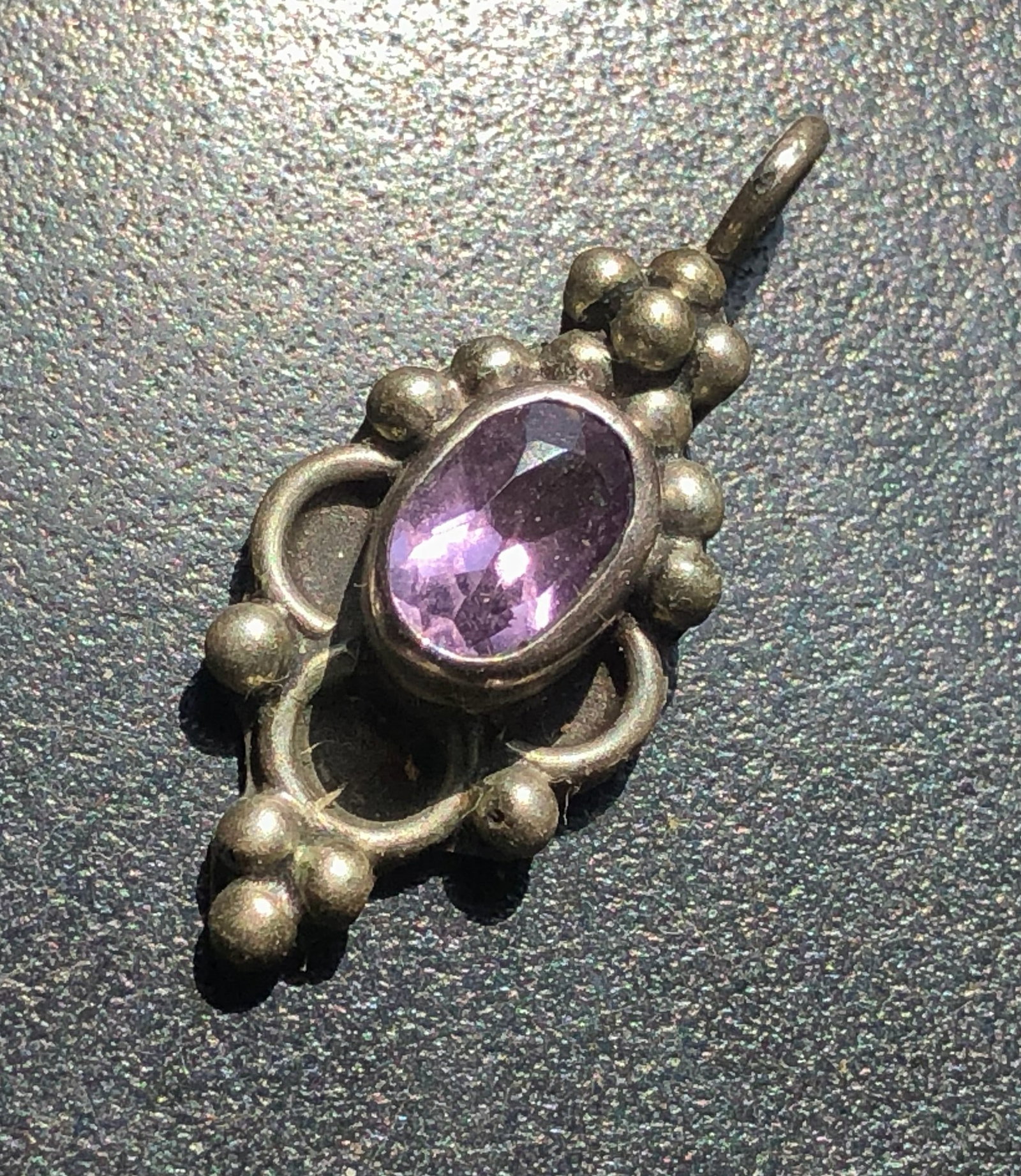 Vintage Silver Pendant: Vintage Silver Pendant