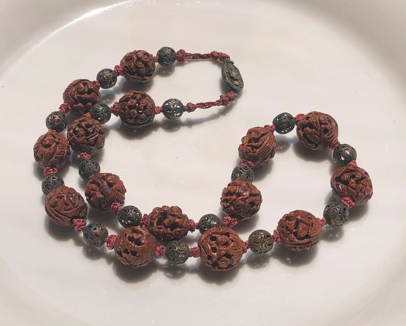 Antique chinese Carved Pitnut Necklace: Antique chinese Carved Pitnut Necklace