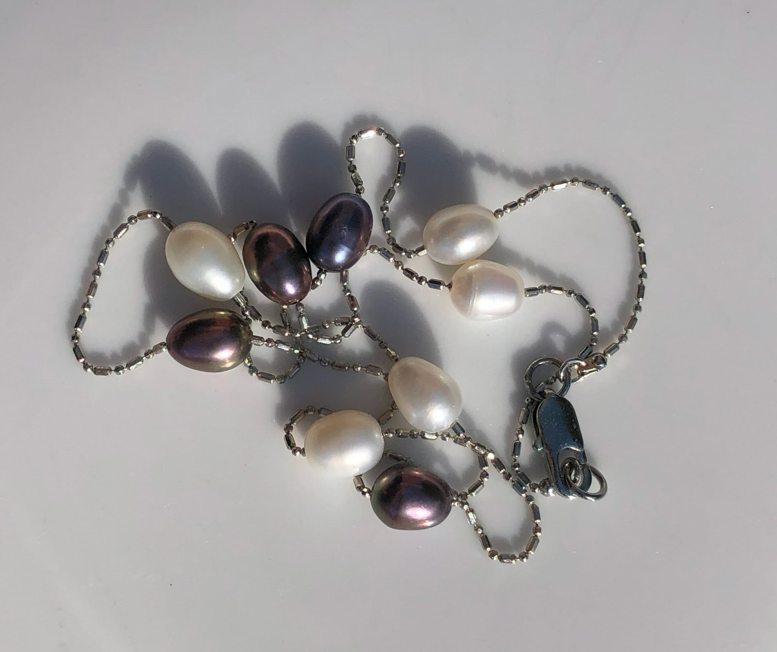 Vintage Pearl Necklace (1 of 1)