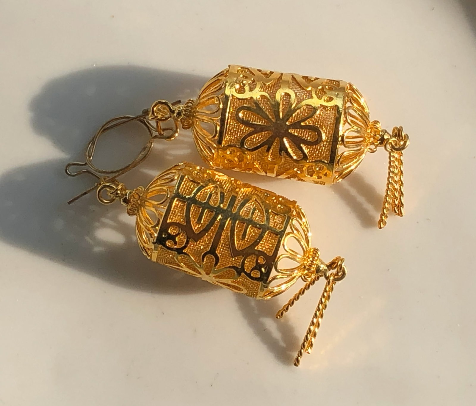 Gold Filled Filigree Earrings: Elegant gold filled filigree earrings with intricate design.