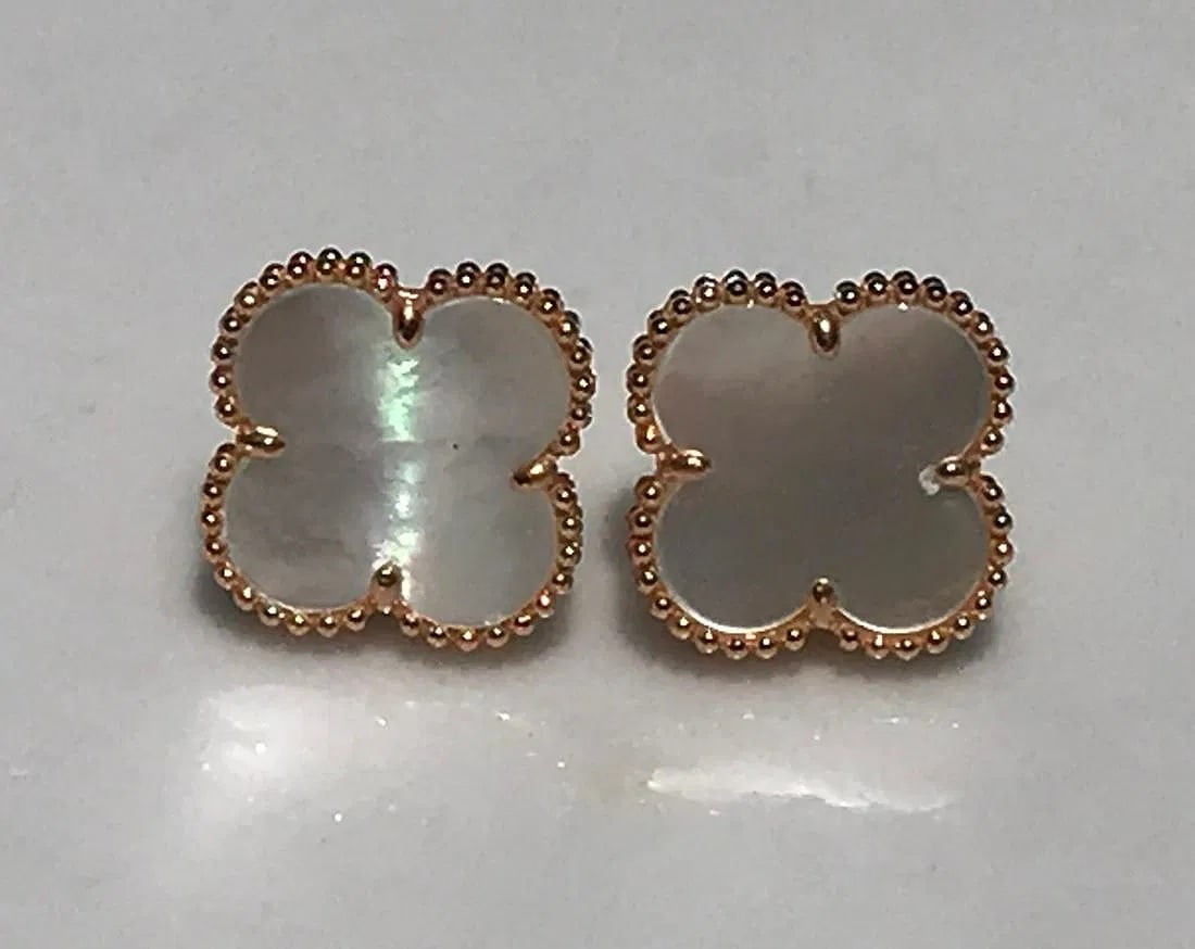 18K Gold Mother of Pearl Earrings, Size of Each Flower: 15mm: 18K Gold Mother of Pearl Earrings, Size of Each Flower: 15mm