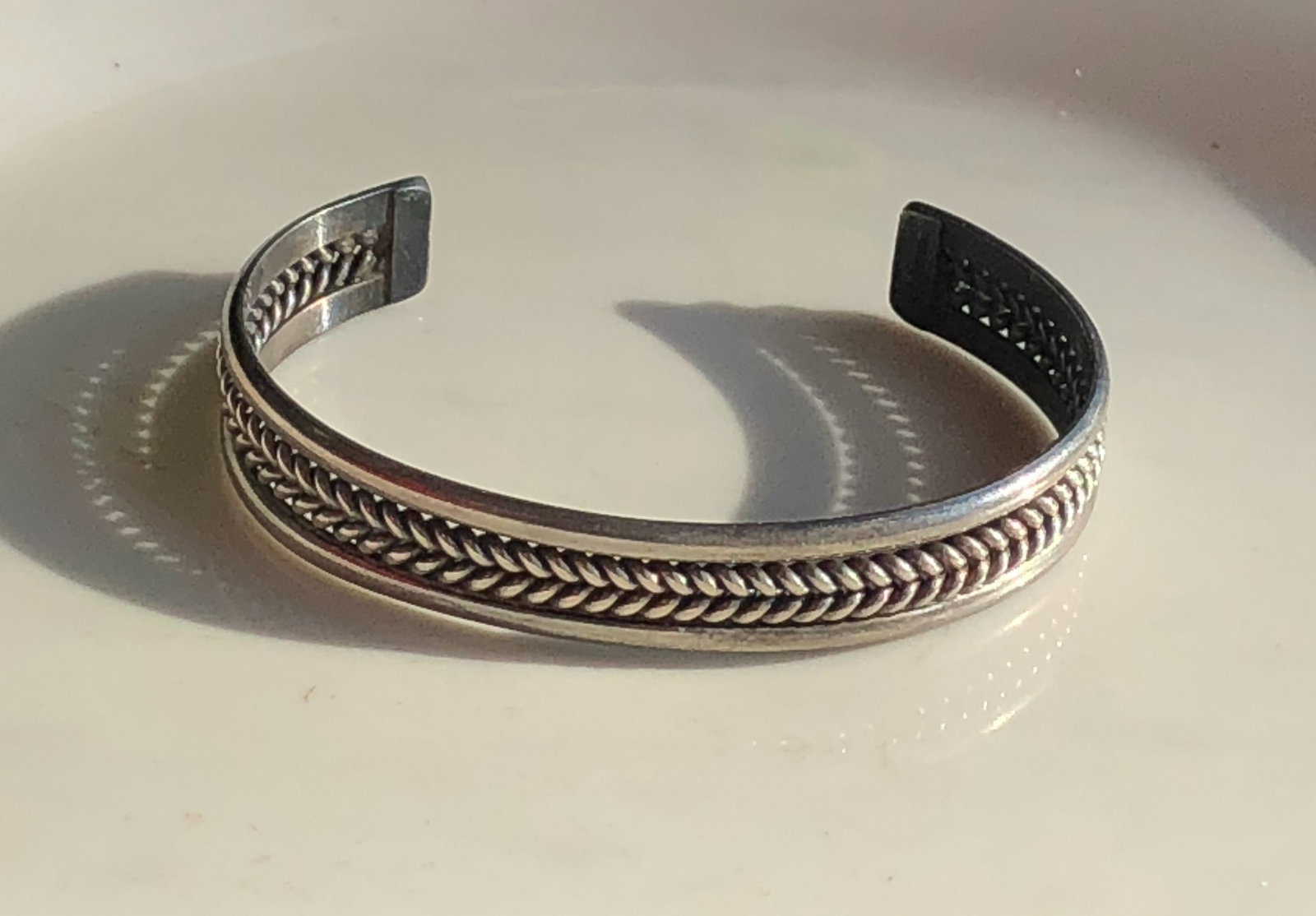 Vintage Silver Bracelet: Vintage Silver Bracelet, weight 22g