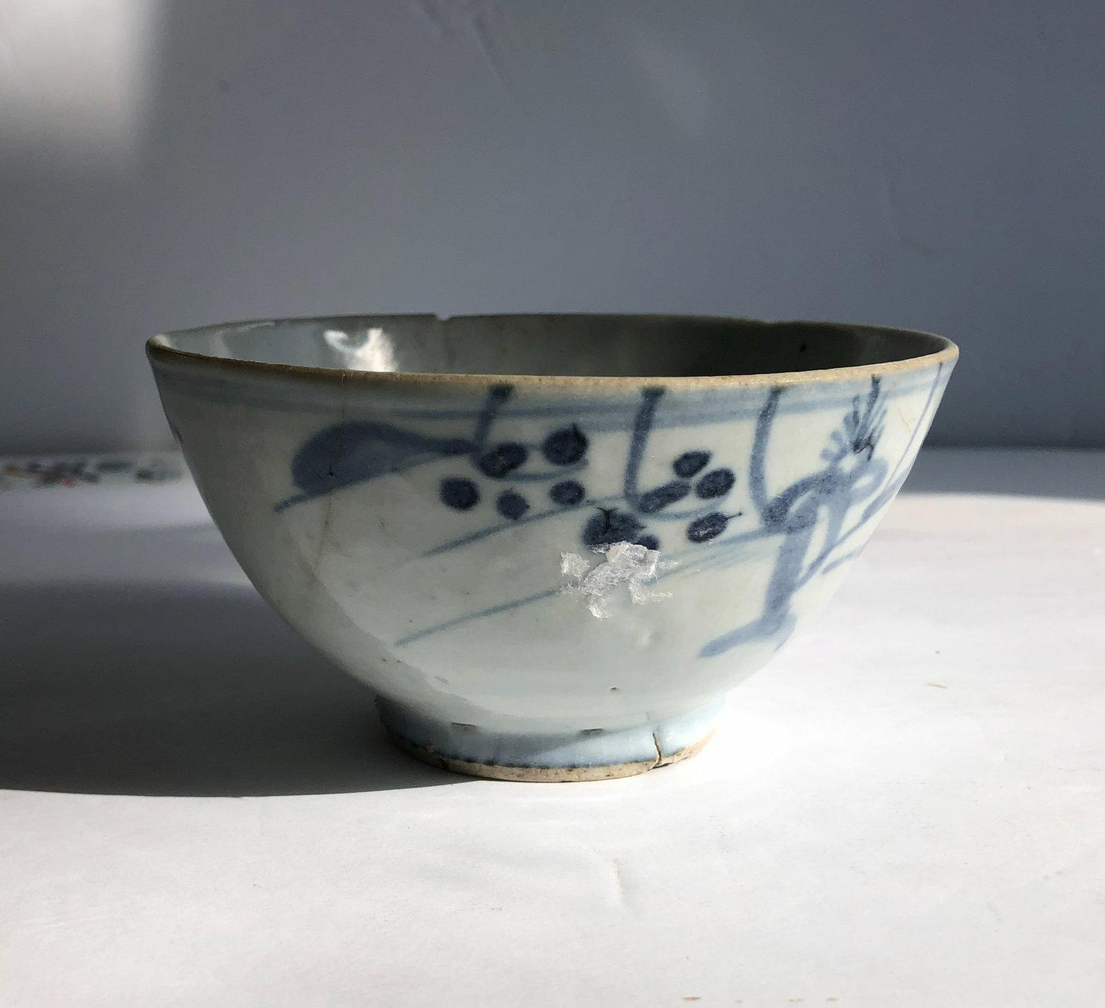 Antique Blue and White Ming Bowl: Antique Blue and White Ming Bowl, Diameter: 4.5" x 2.5"