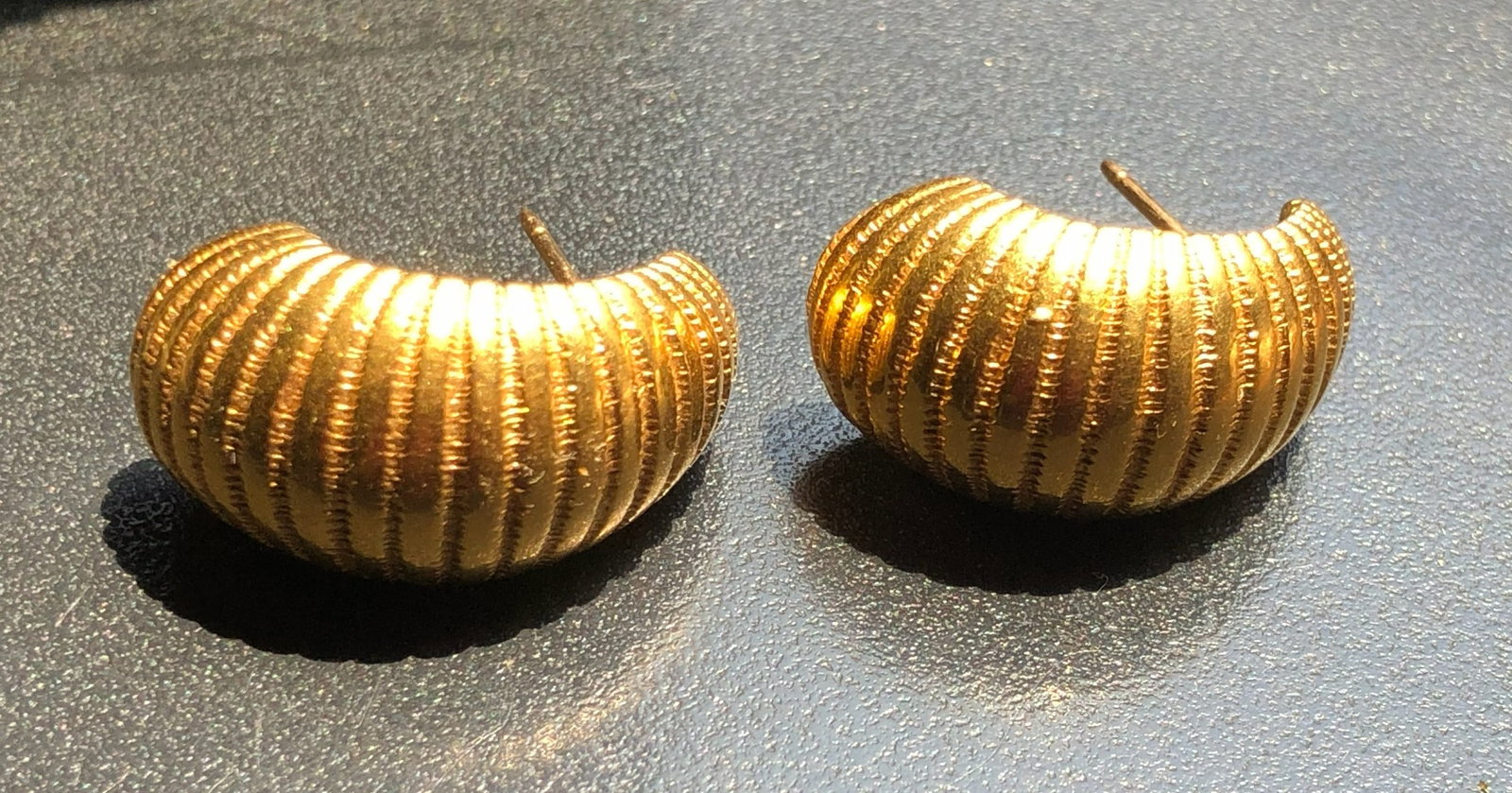 Pair of Gold Filled Earrings: Pair of Gold Filled Earrings
