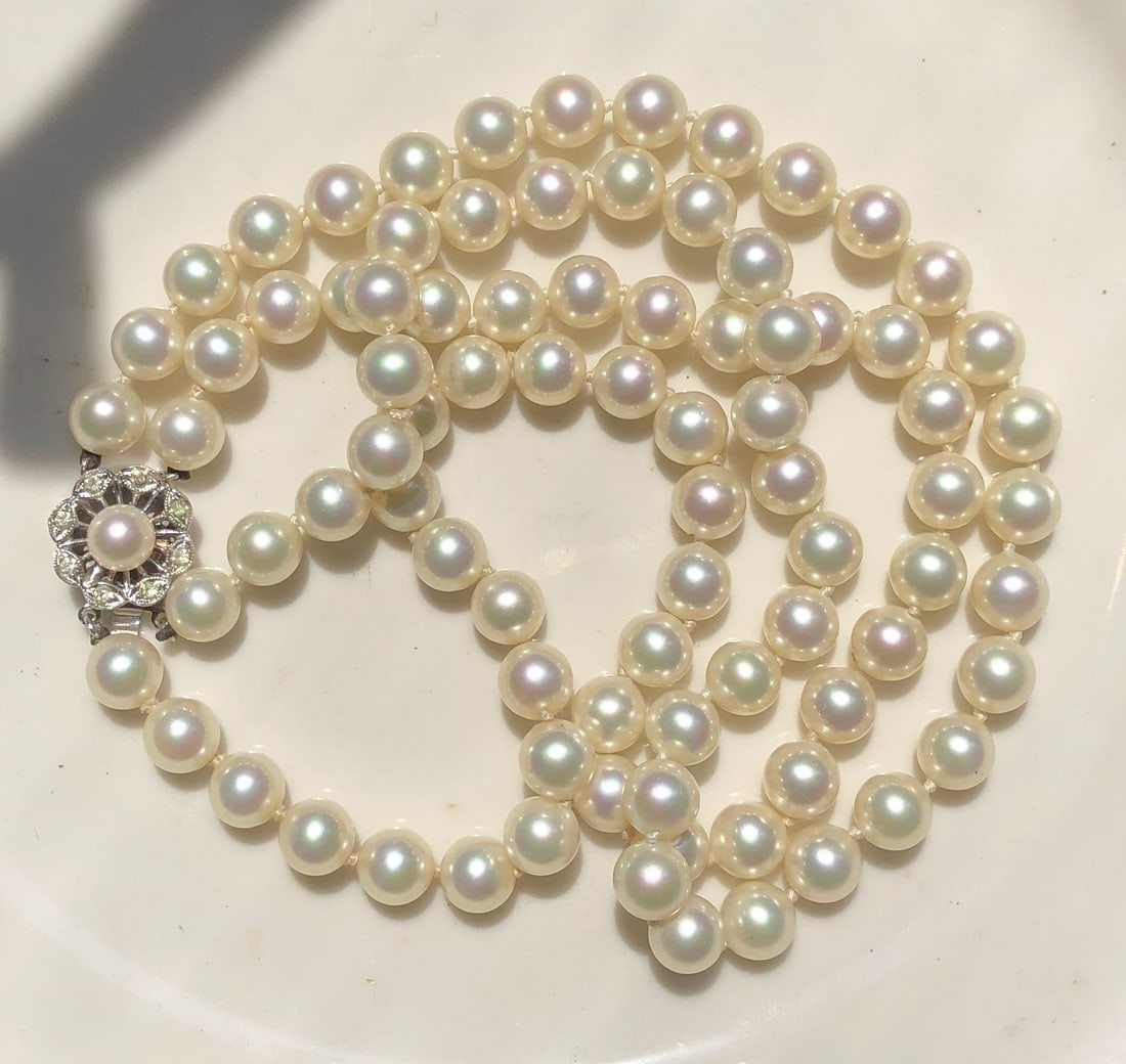Vintage Necklace: Vintage Necklace