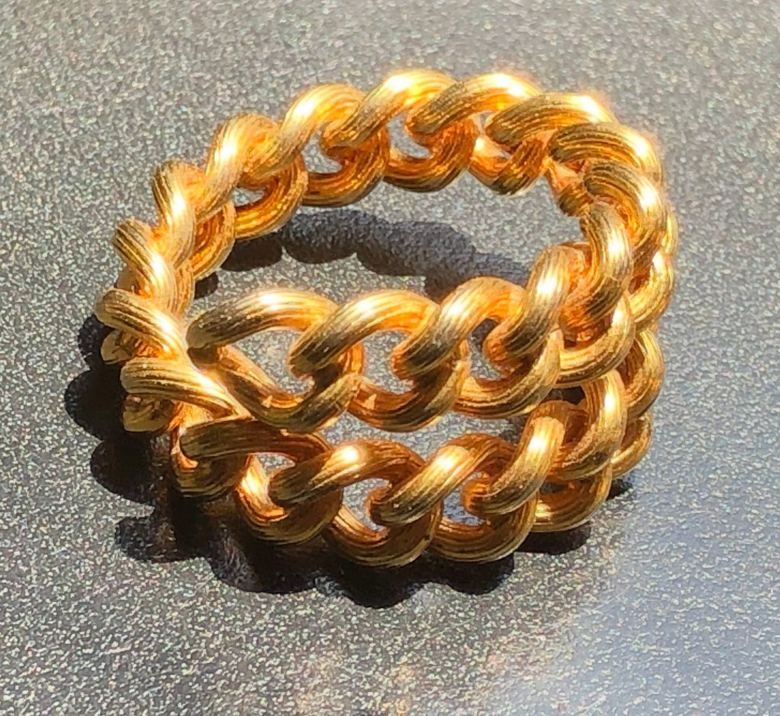 A gold filled ring with a polished finish, Size 8: A gold filled ring with a polished finish, Size 8