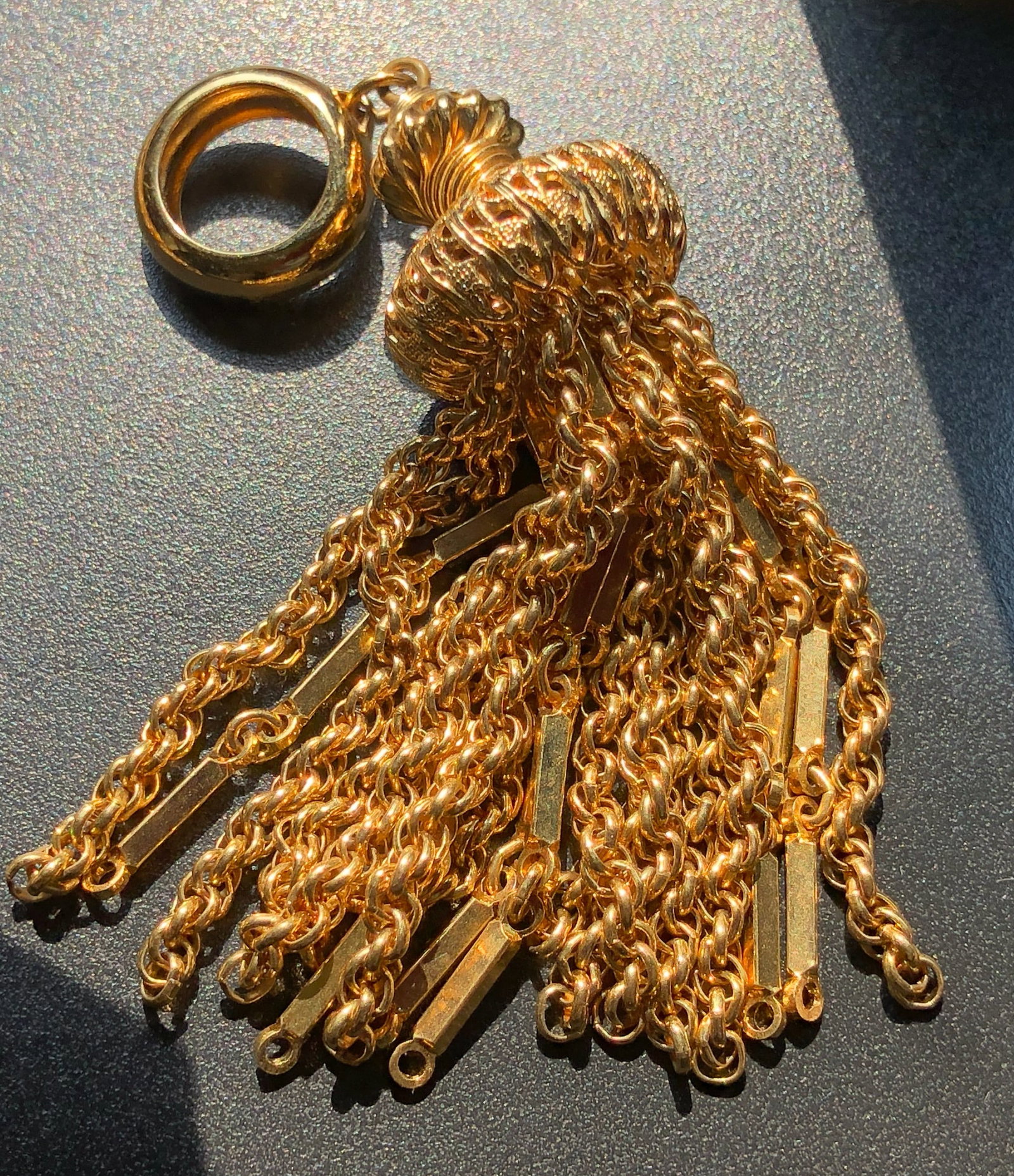 Elegant gold plated tassel keychain with intricate chain design (1 of 3)