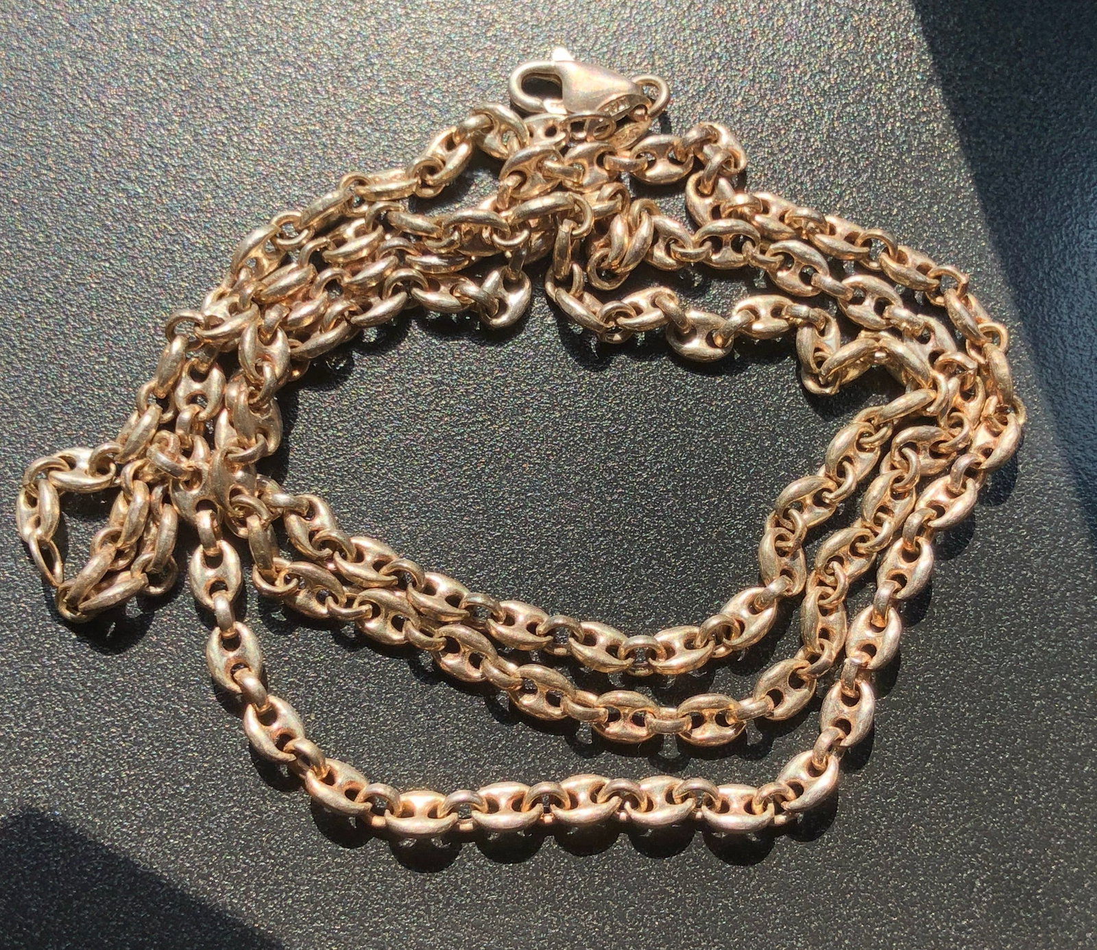 Elegant Silver chain necklace with a lobster clasp. (1 of 3)