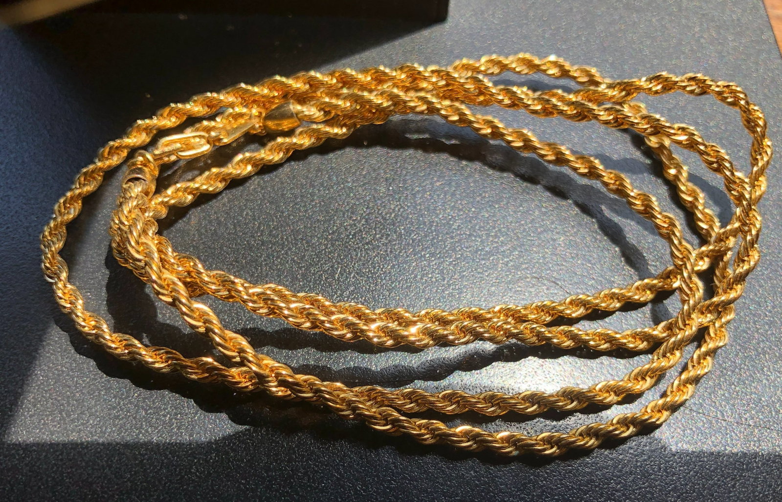 Vintage Gold Filled Necklace: Vintage Gold Filled Necklace, weight 20g