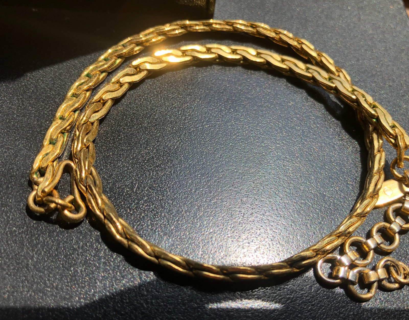 Vintage Gold Filled Necklace: Vintage Gold Filled Necklace, weight 20g