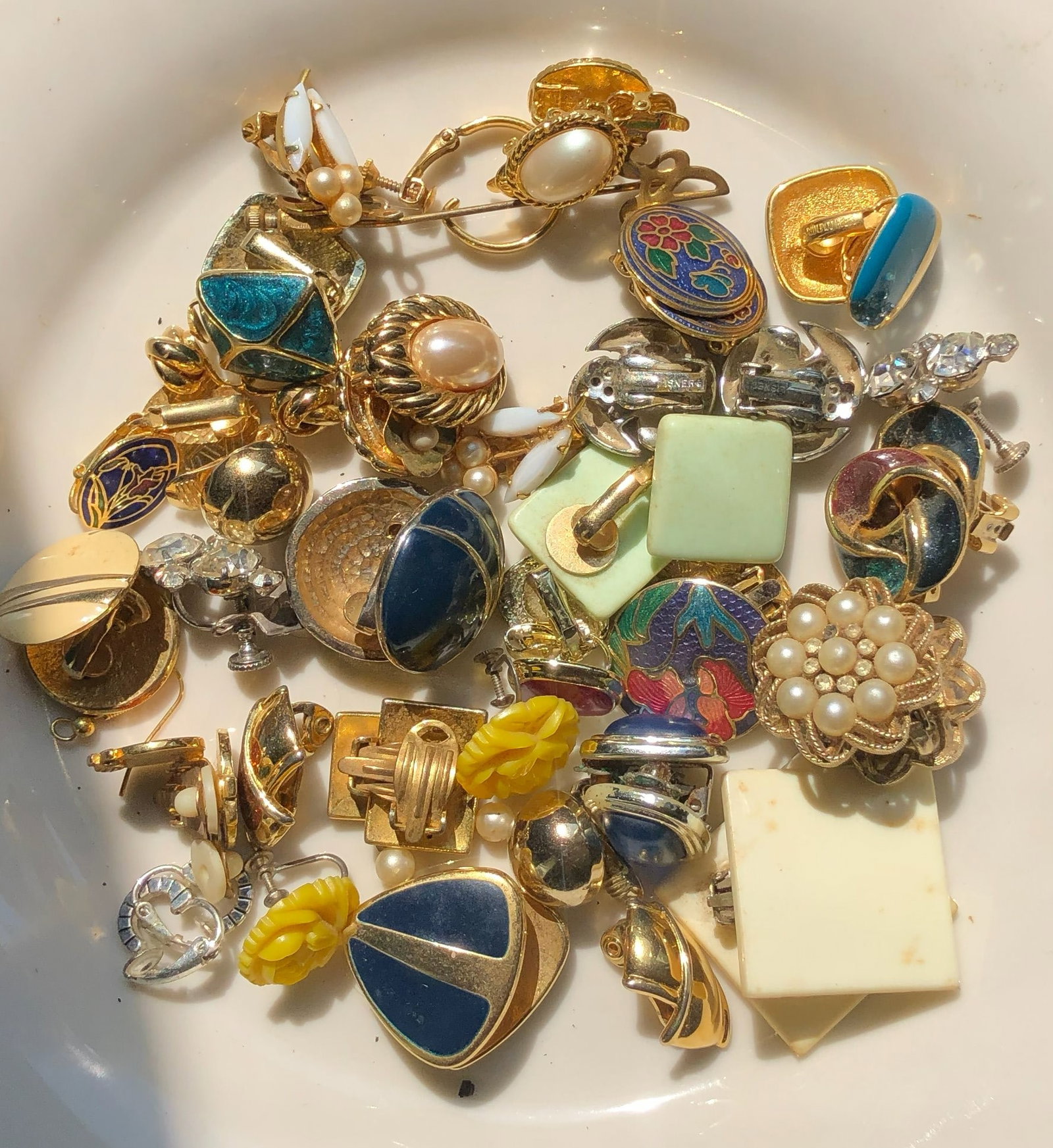 Group of Earrings (1 of 4)