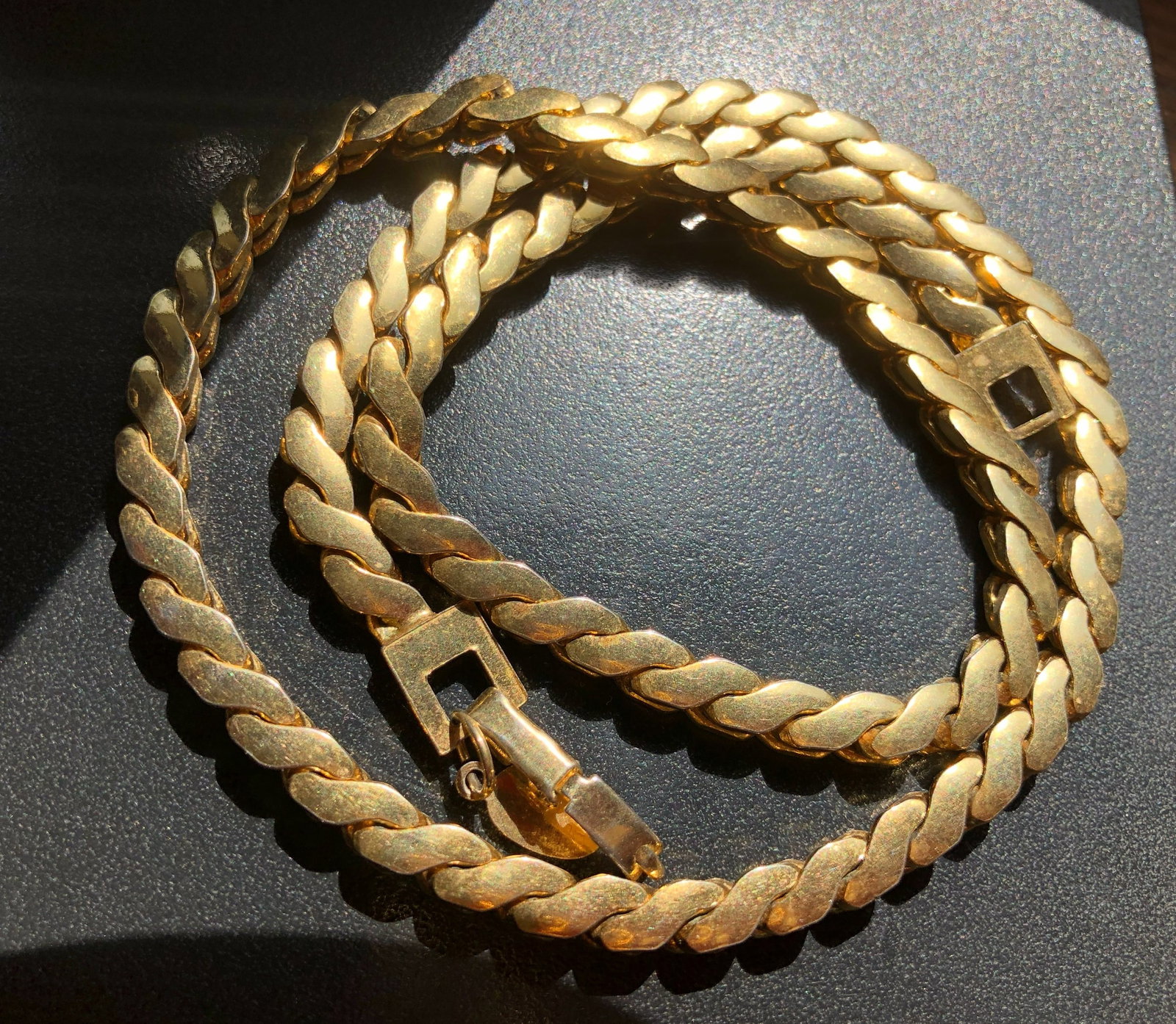 Vintage Gold Plated Necklace: Vintage Gold Plated Necklace