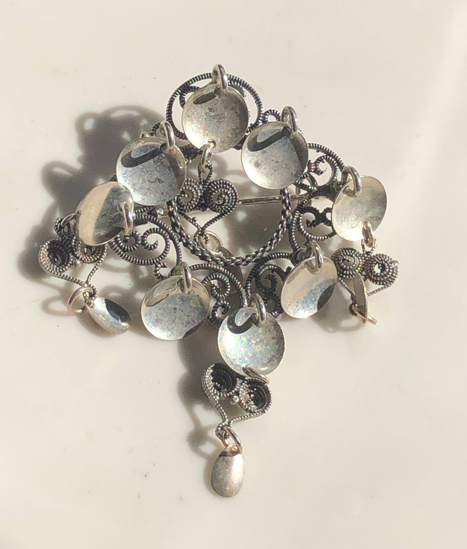 Vintage Silver Brooch Pin: Vintage Silver Brooch Pin
