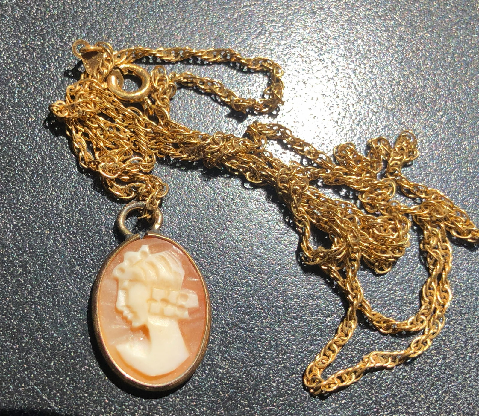 Vintage gold Filled Cameo Necklace (1 of 3)