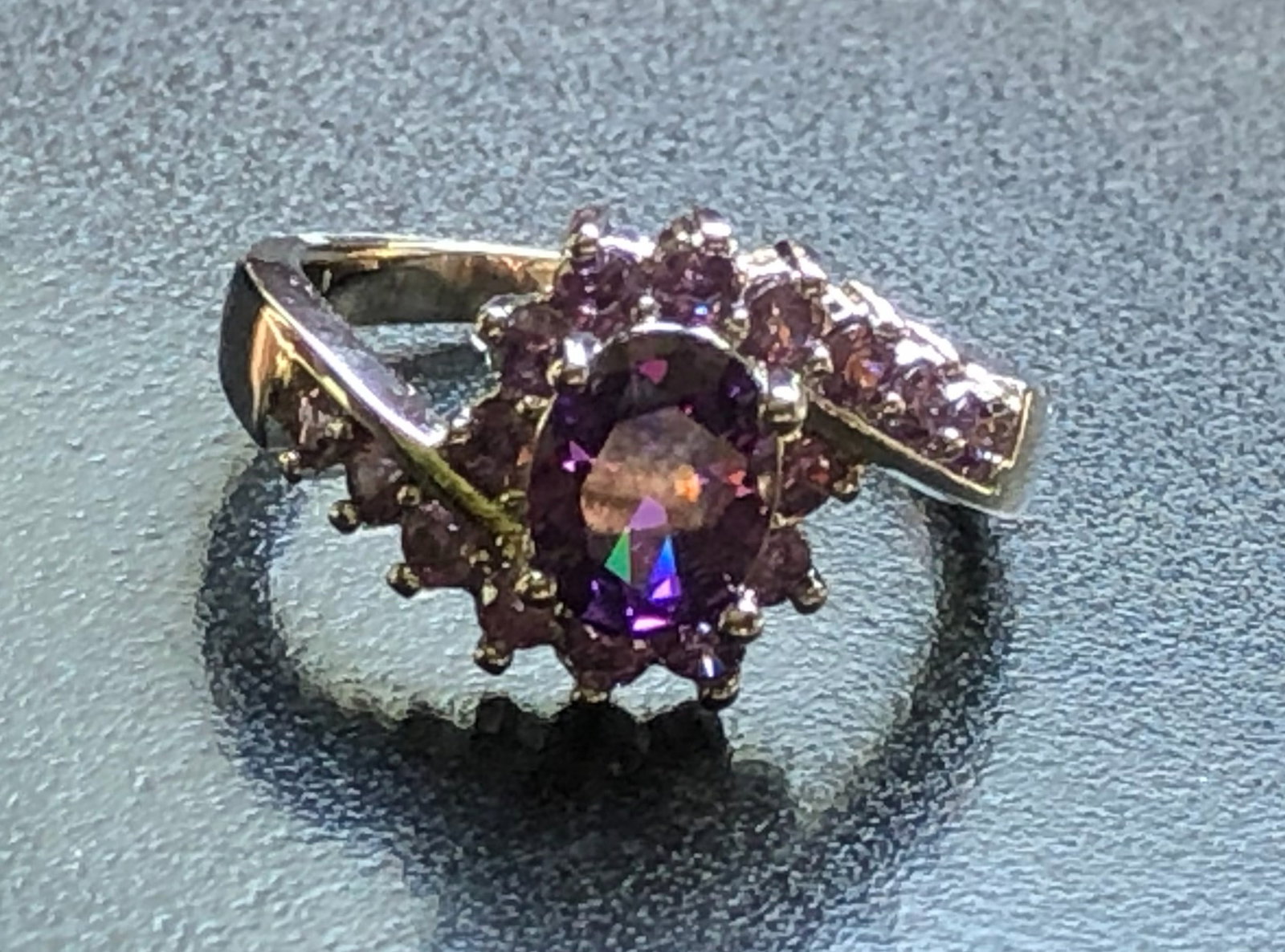 Vintage Ring: Vintage Ring, Size 7