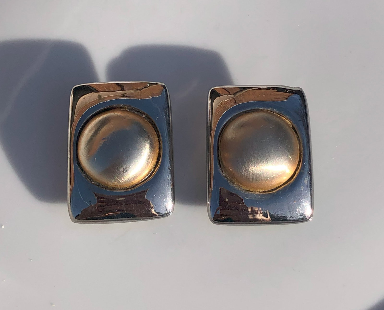 Pair of Earrings: Pair of Earrings