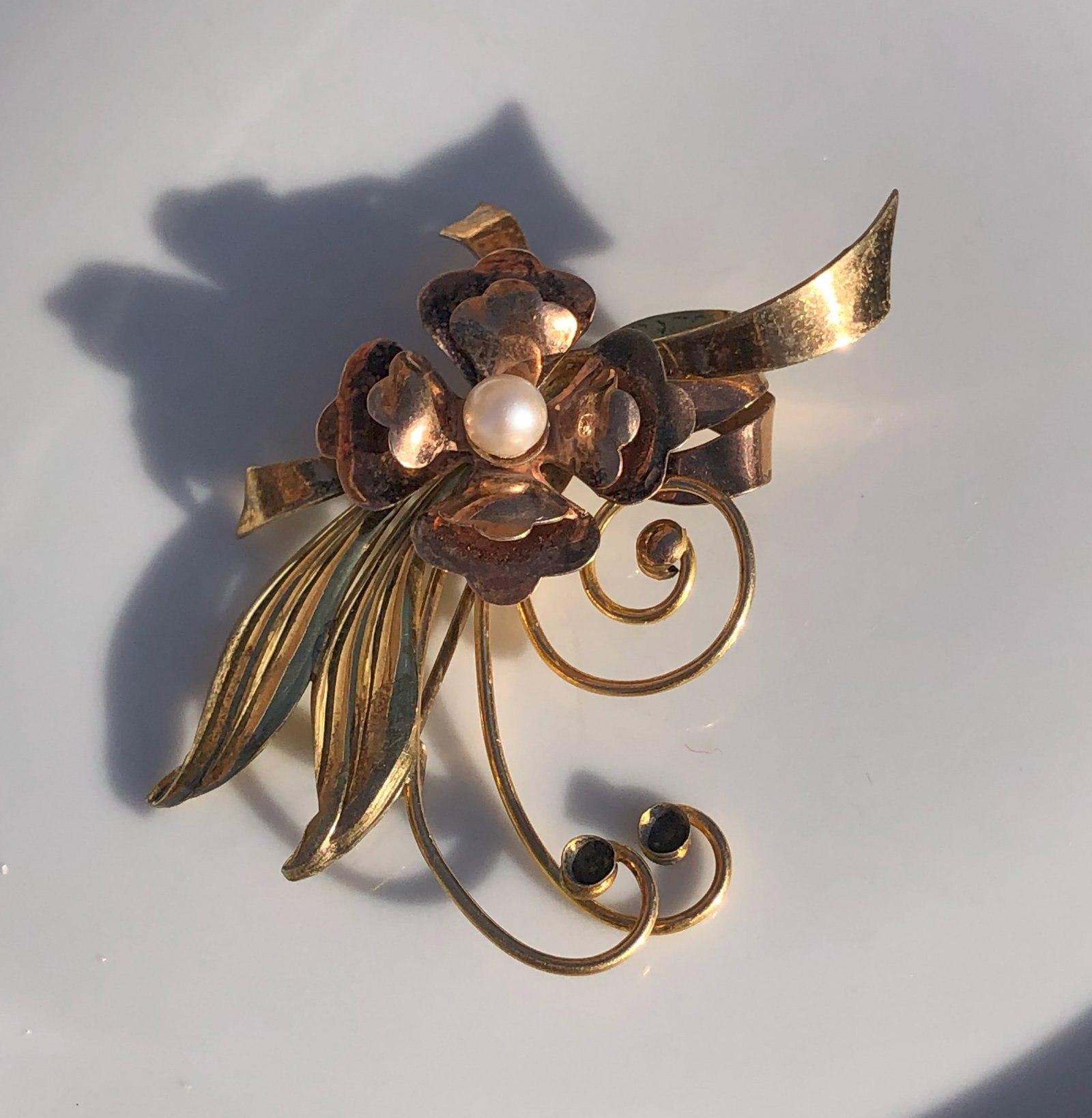 Vintage Gold filled Brooch Pin: Vintage Gold filled Brooch Pin, weight 10.3g