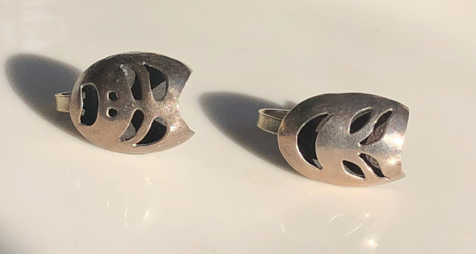 Pair of Silver Earrings: Pair of Silver Earrings