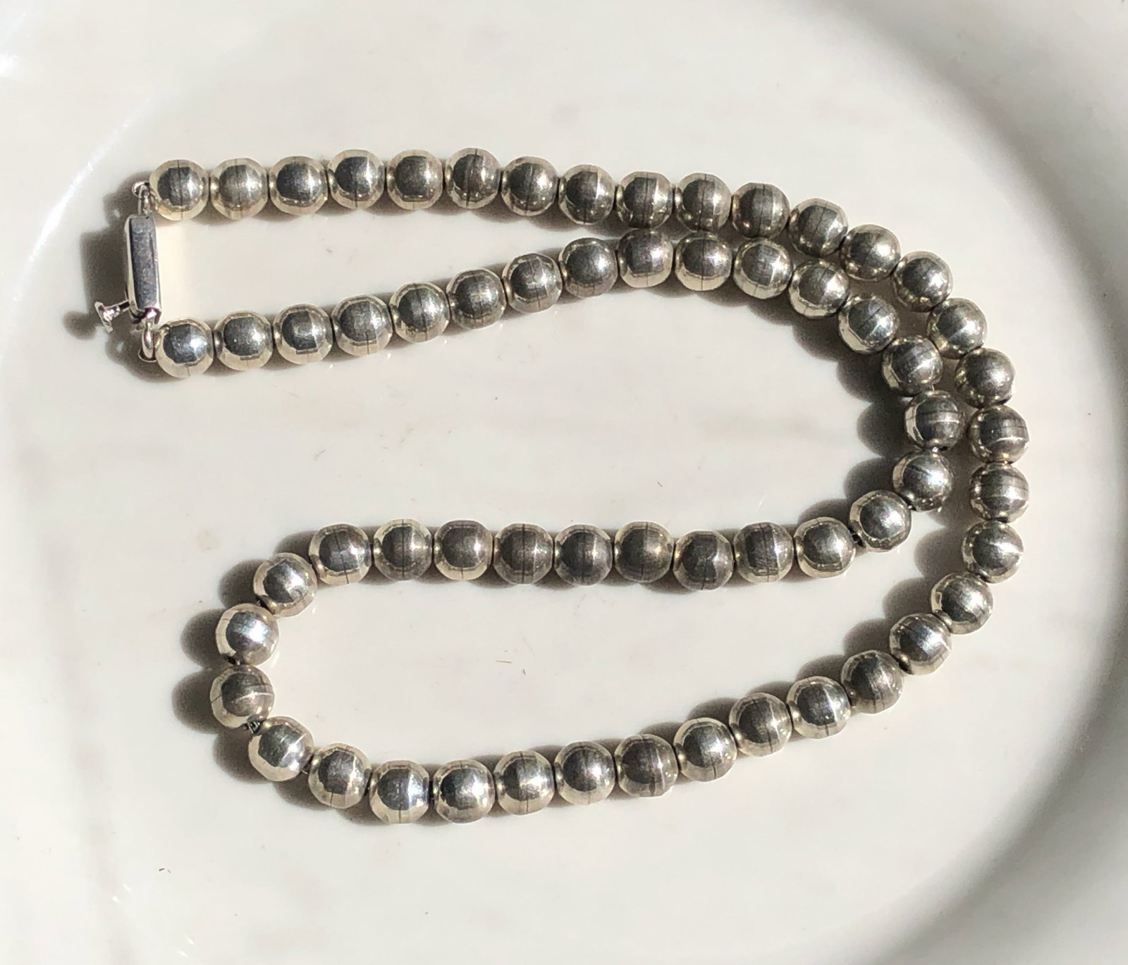 Vintage Silver Necklace: Vintage Silver Necklace,weight 57.1g
