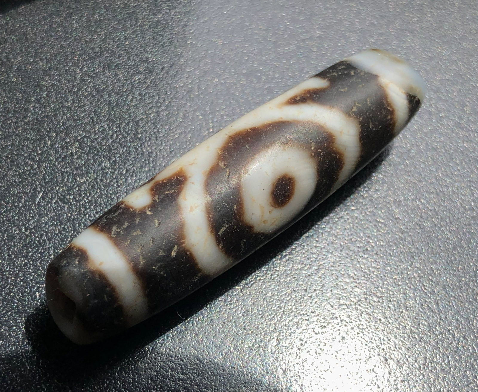 Antique Tibet Dzi Bead: Antique Tibet Dzi Bead, Size: 2.1"