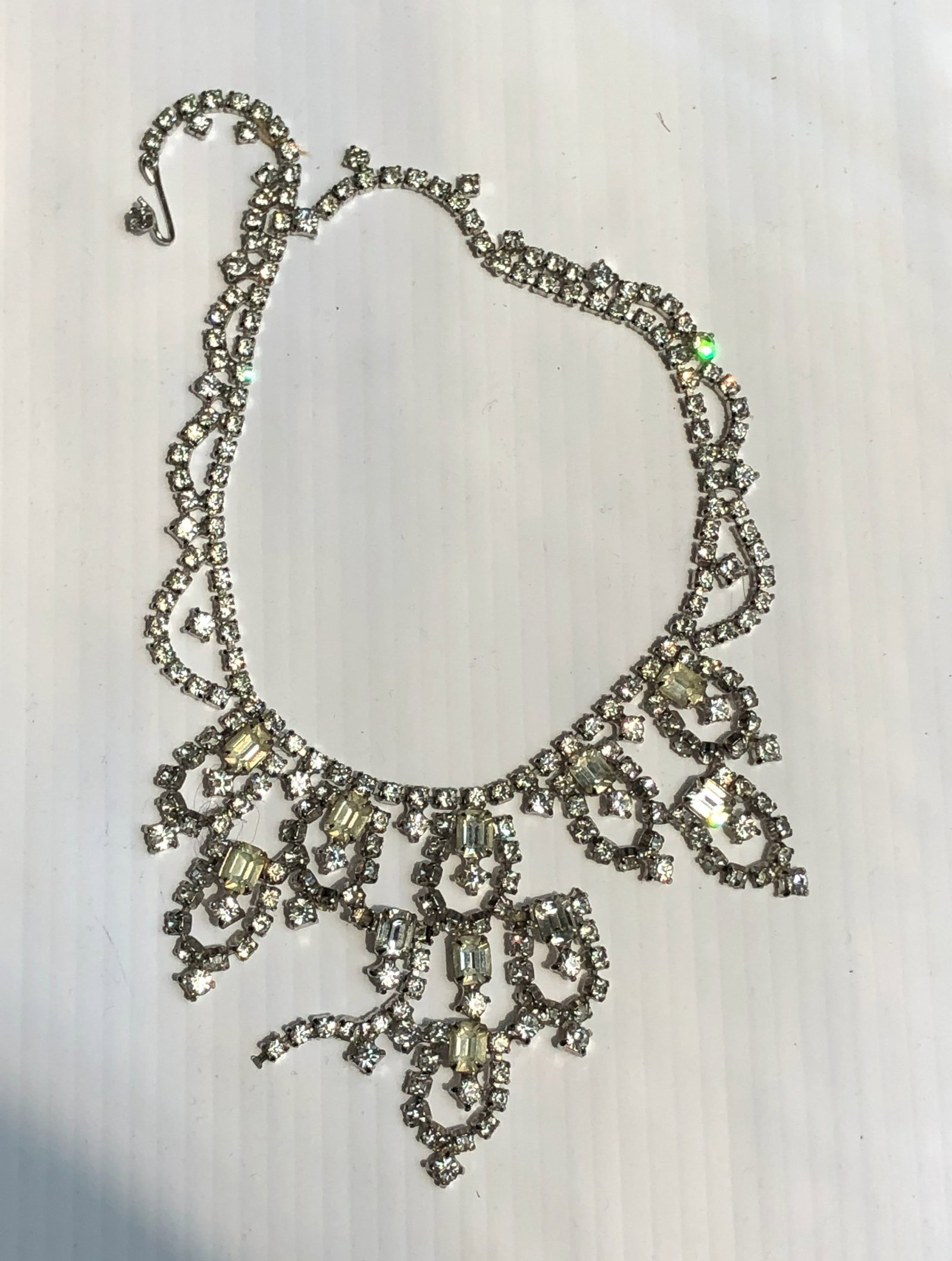 Vintage Necklace: Vintage Necklace