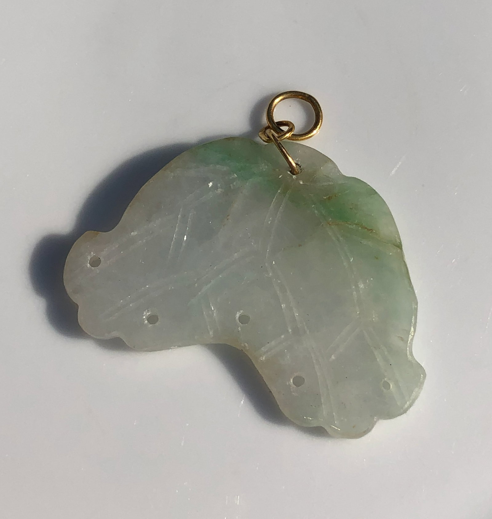 Antique Jadeite Pendant: Antique Jadeite Pendant, Size: 2"
