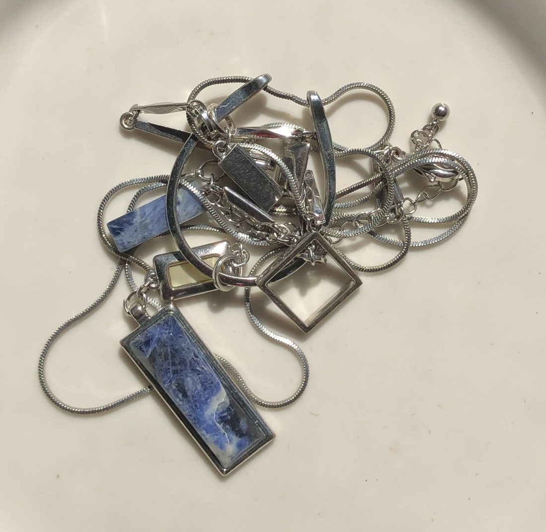 Vintage Necklace: Vintage Necklace