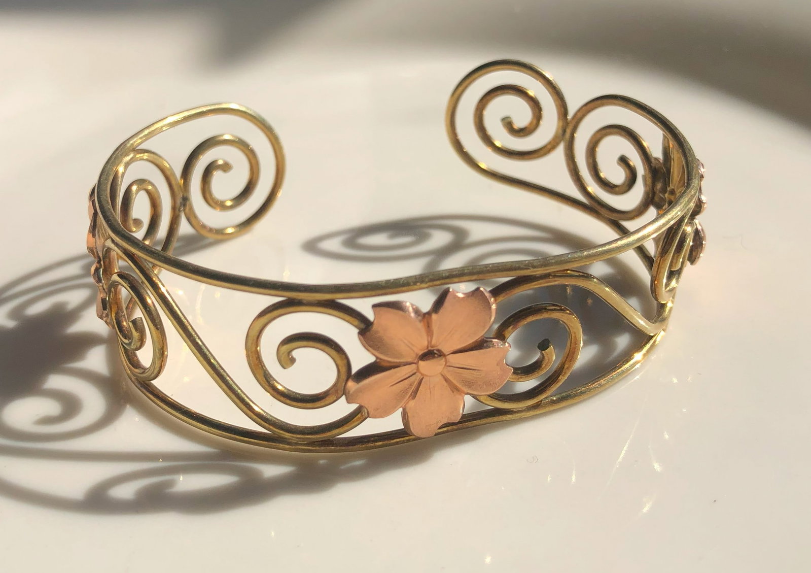Vintage Gold Filled Bracelet (1 of 2)