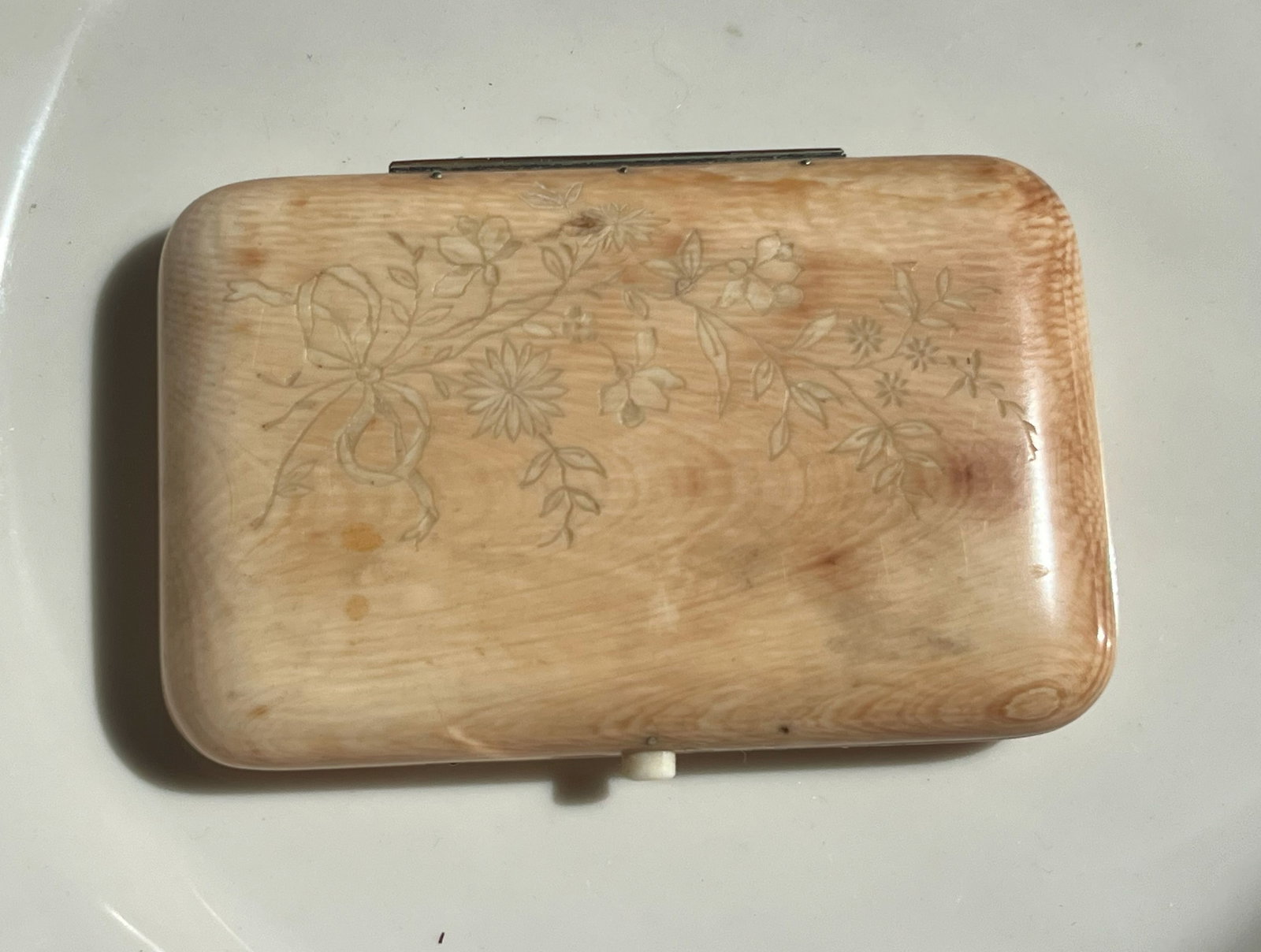 Antique Box: Antique Box, Size: 3.5" x 2.3"
