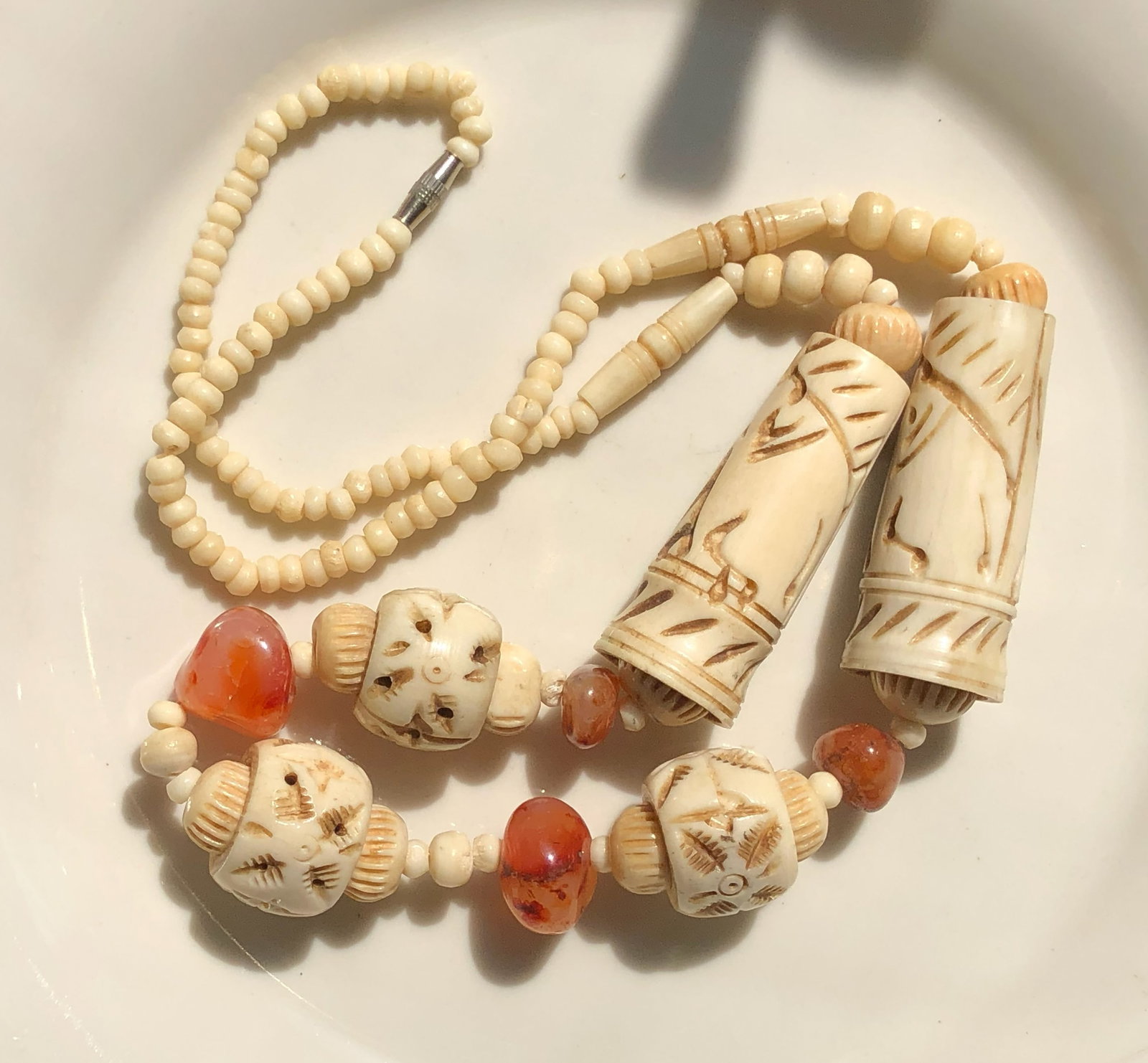 Vintage Necklace: Vintage Necklace