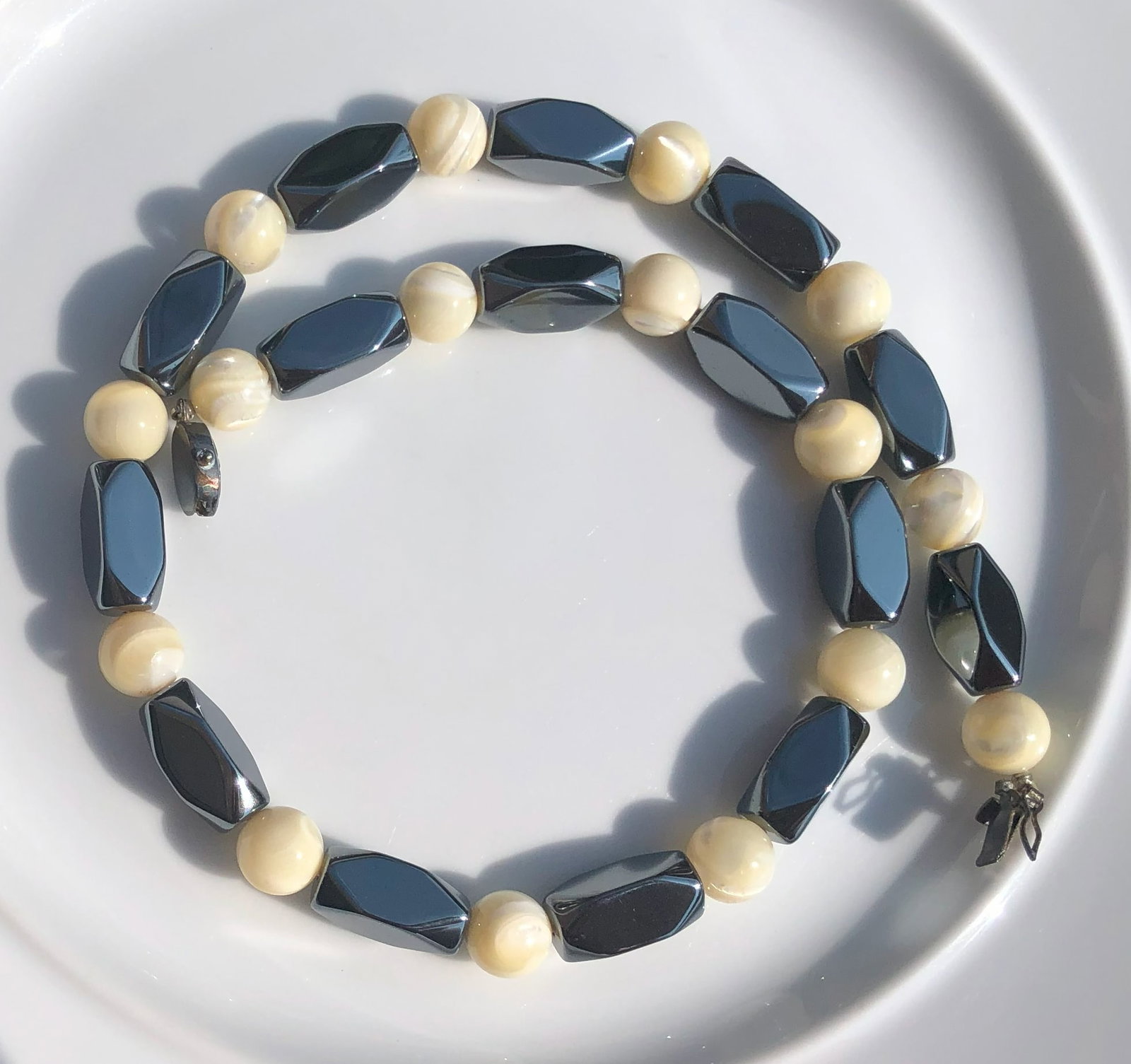 Vintage Stone Necklace: Vintage Stone Necklace