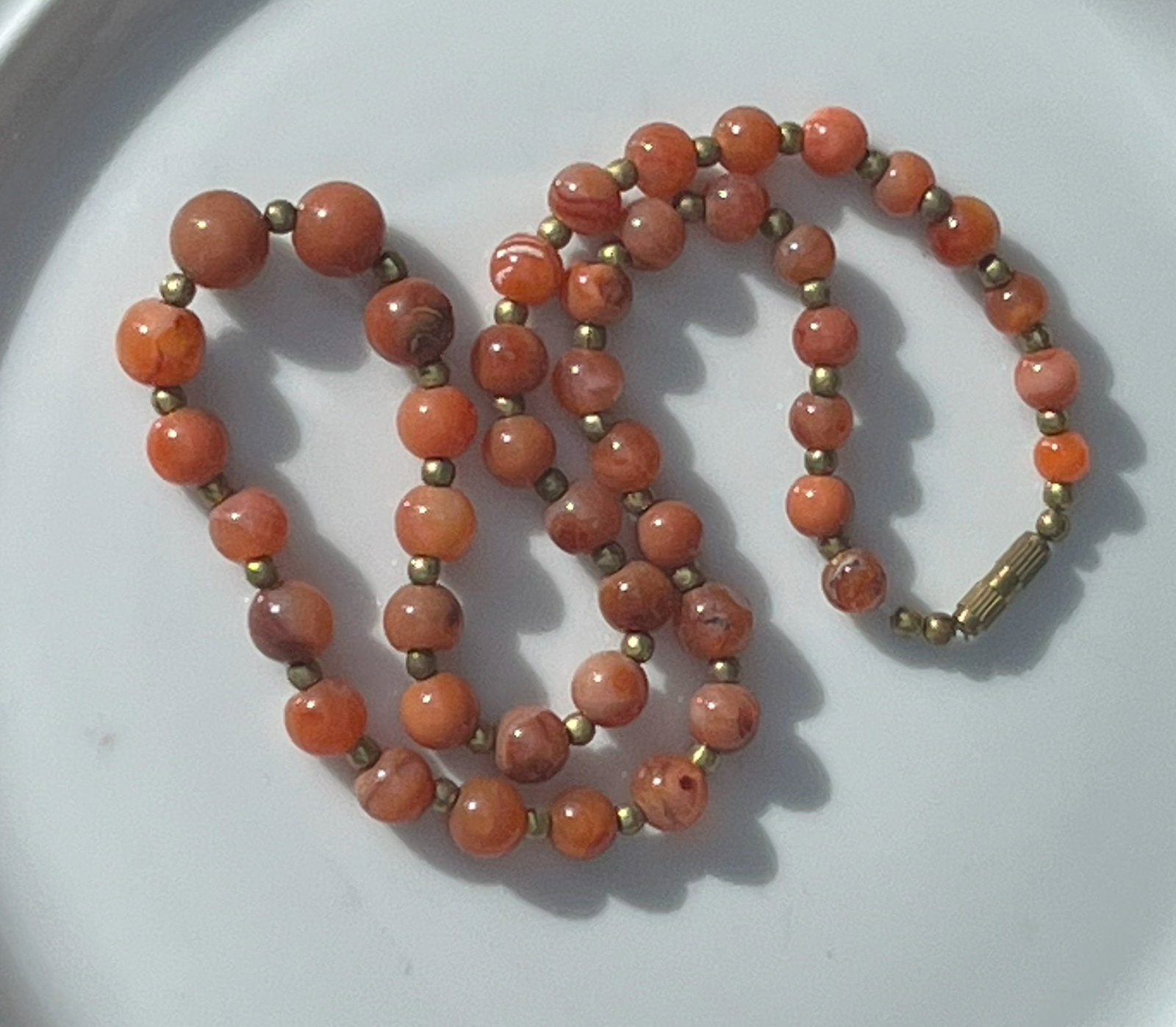 Vintage Carnelian Stone Necklace: Vintage Carnelian Stone Necklace