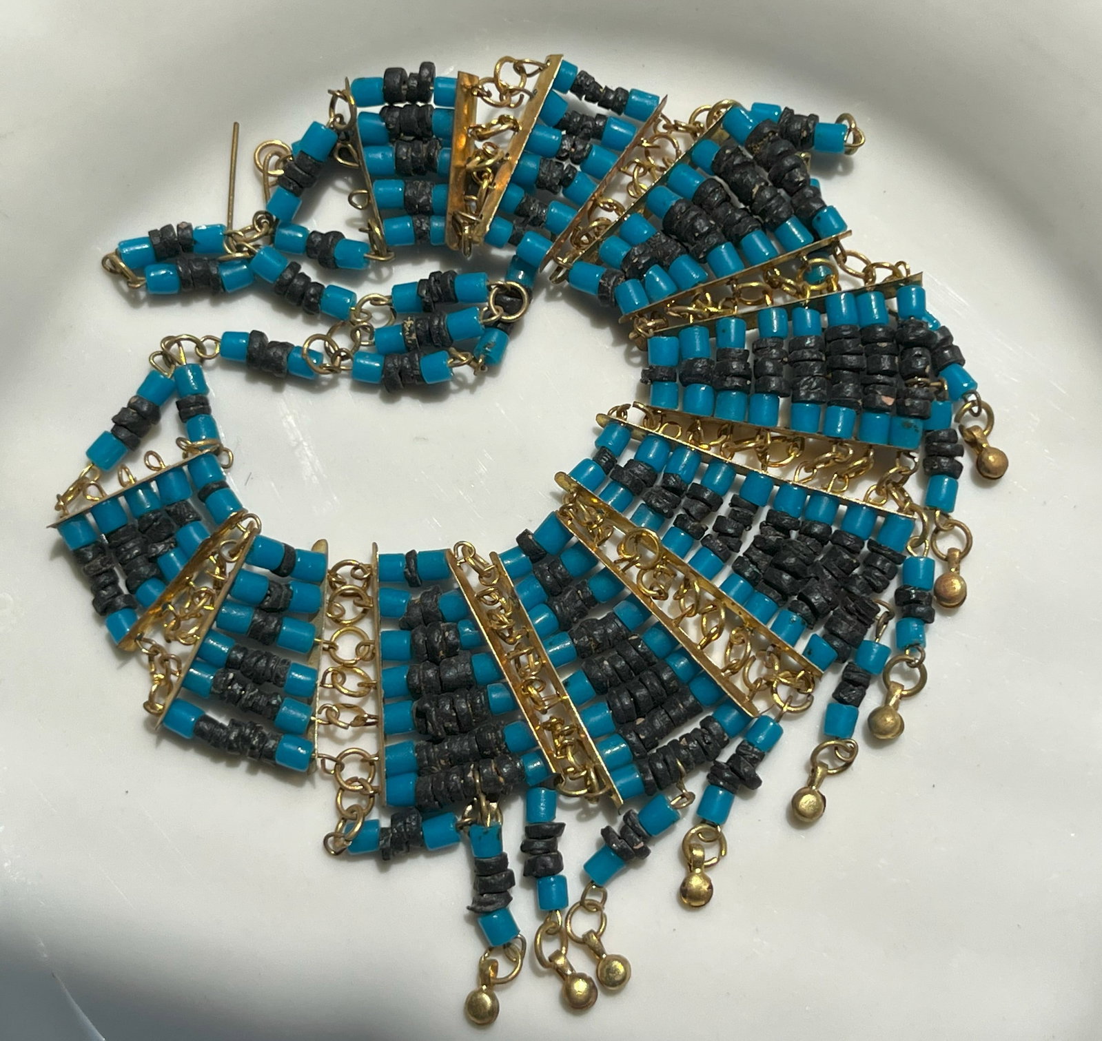 Vintage Necklace: Vintage Necklace