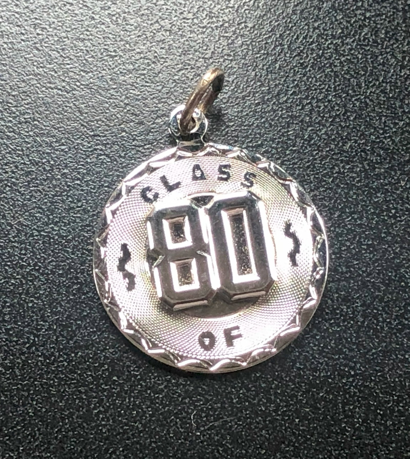 Vintage Silver Pendant: Vintage Silver Pendant