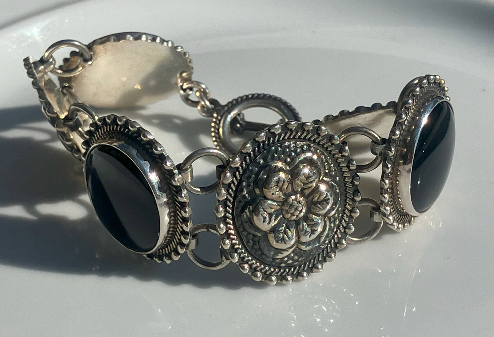 Vintage silver Bracelet (1 of 2)