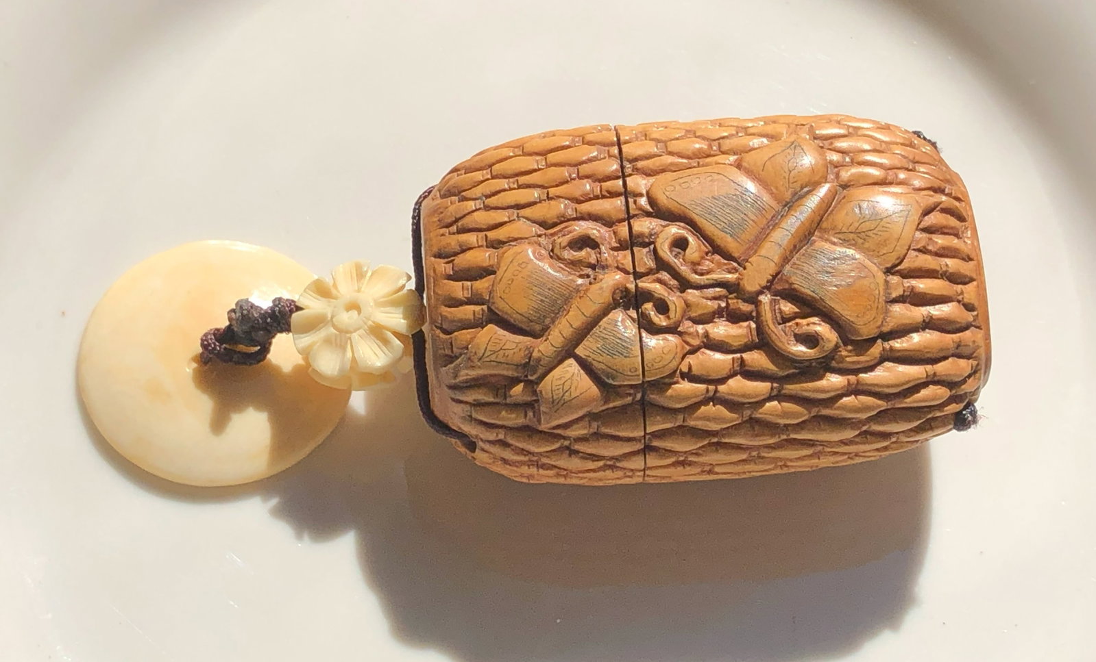 Antique Carved Box: Antique Carved Box, Size: 3"