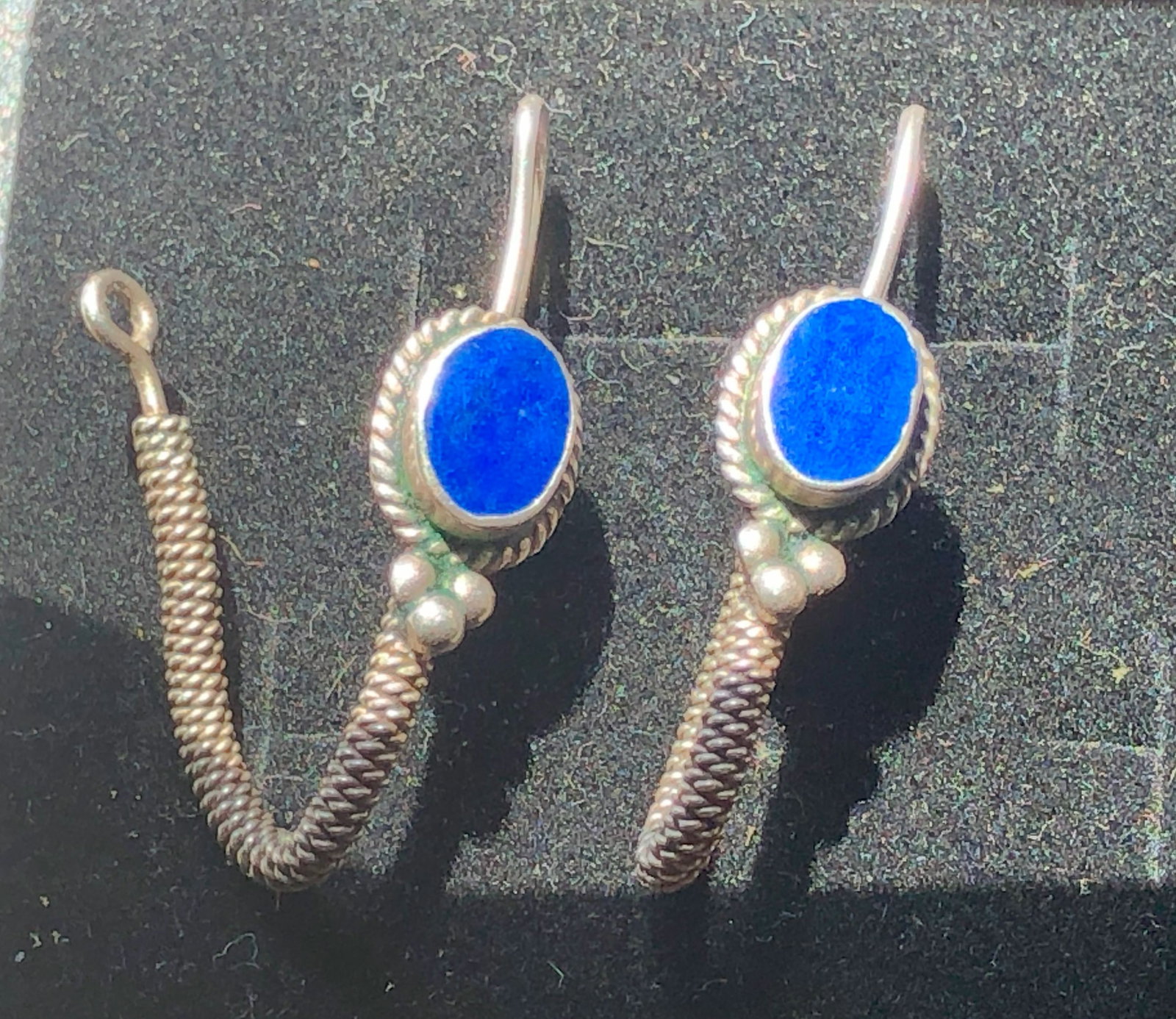 Pair of Earrings: Pair of Earrings