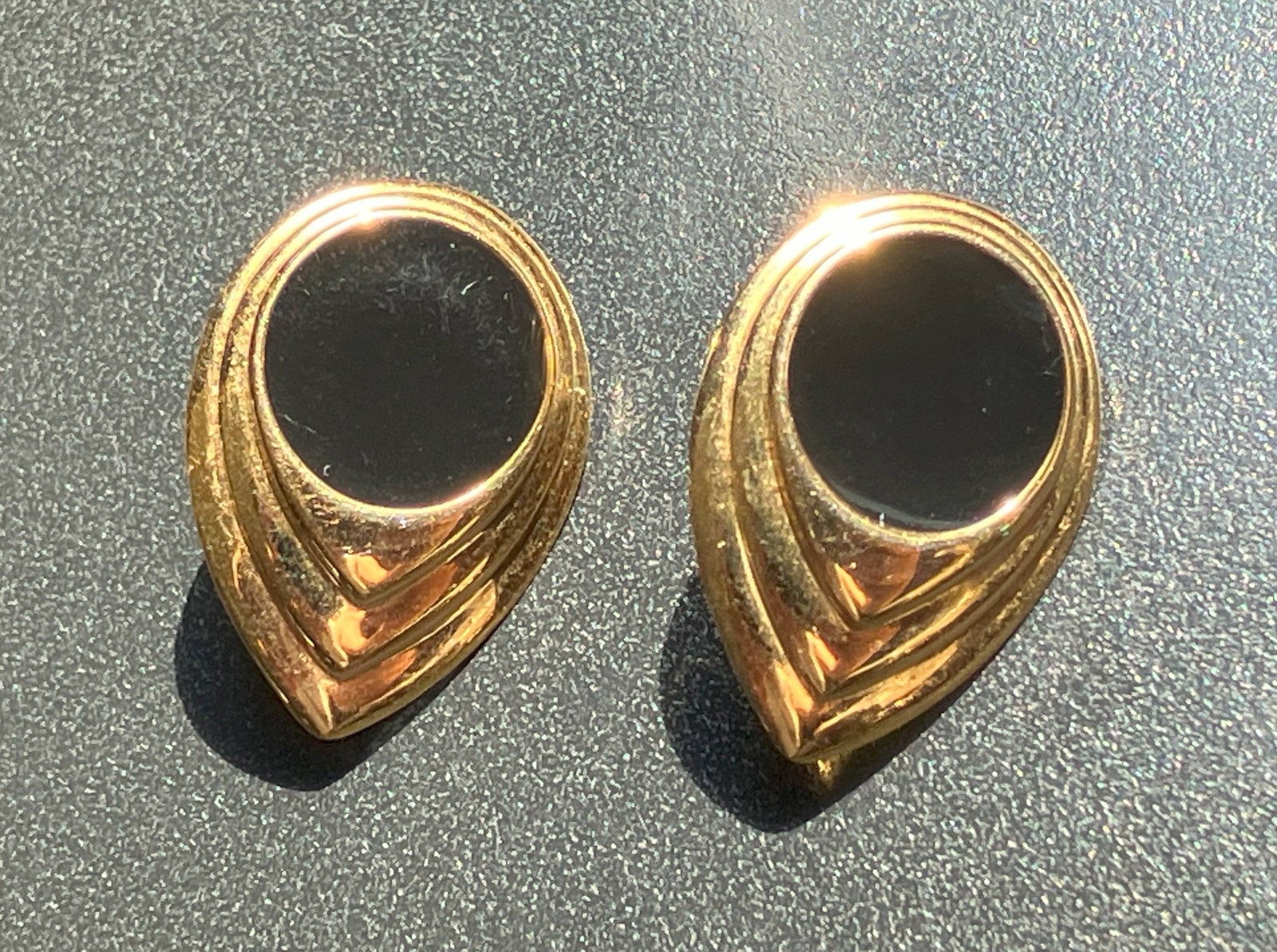 Pair of Gold Filled Earrings: Pair of Gold Filled Earrings