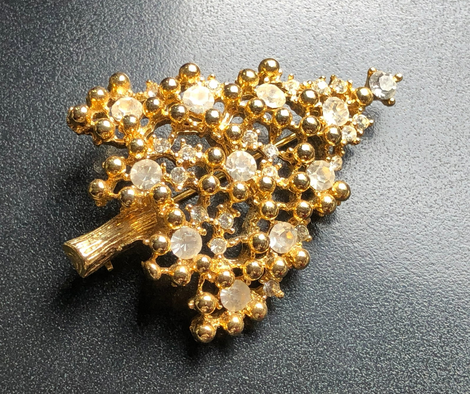 Vintage Brooch Pin: Vintage Brooch Pin